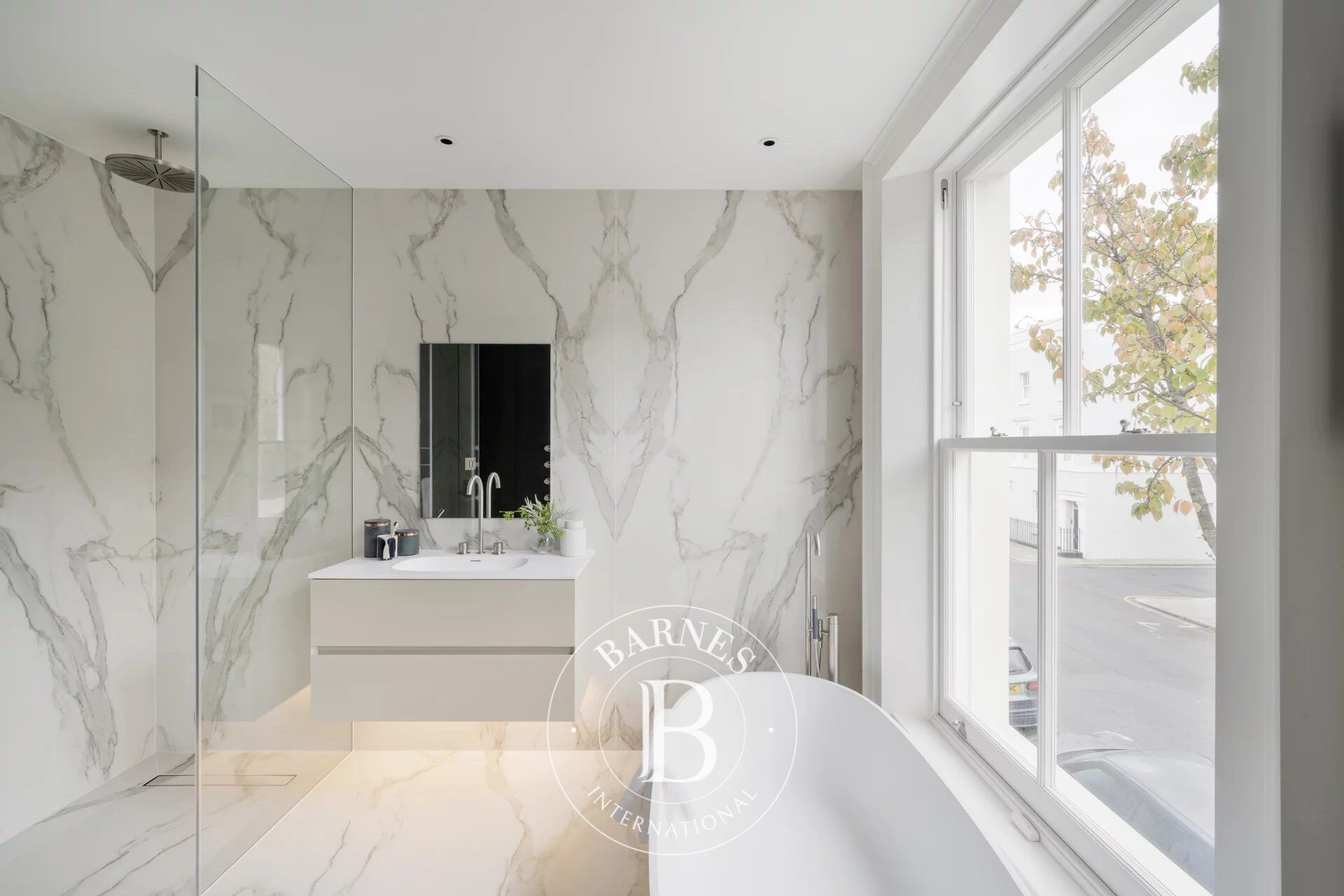 Ev London - picture 17