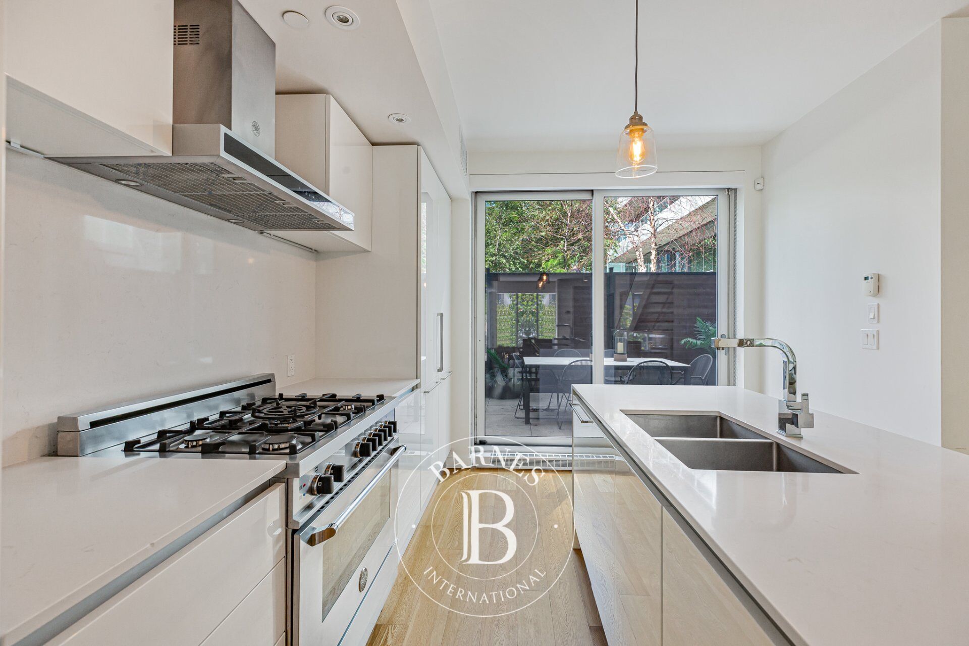 Ev Montréal (Ville-Marie) - picture 8