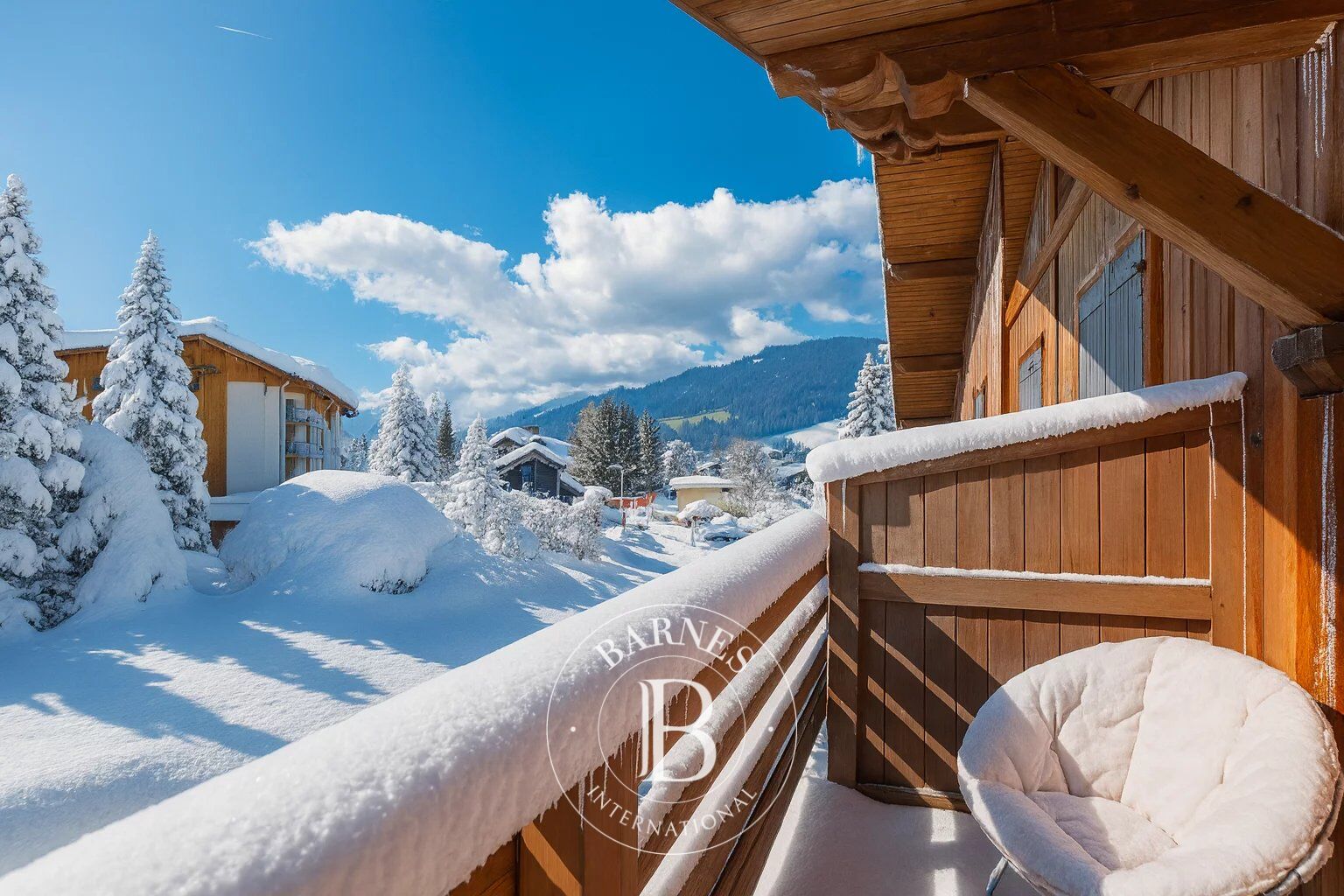 MEGÈVE-VILLAGE/ROCHEBRUNE-APPARTEMENT 3 CH AVEC BALCON - picture 3