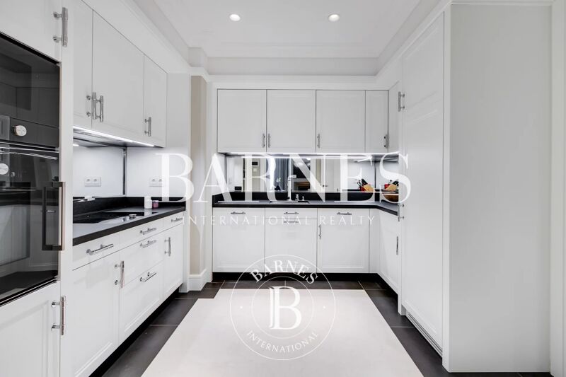 For Sale Apartment | Madrid - picture 3