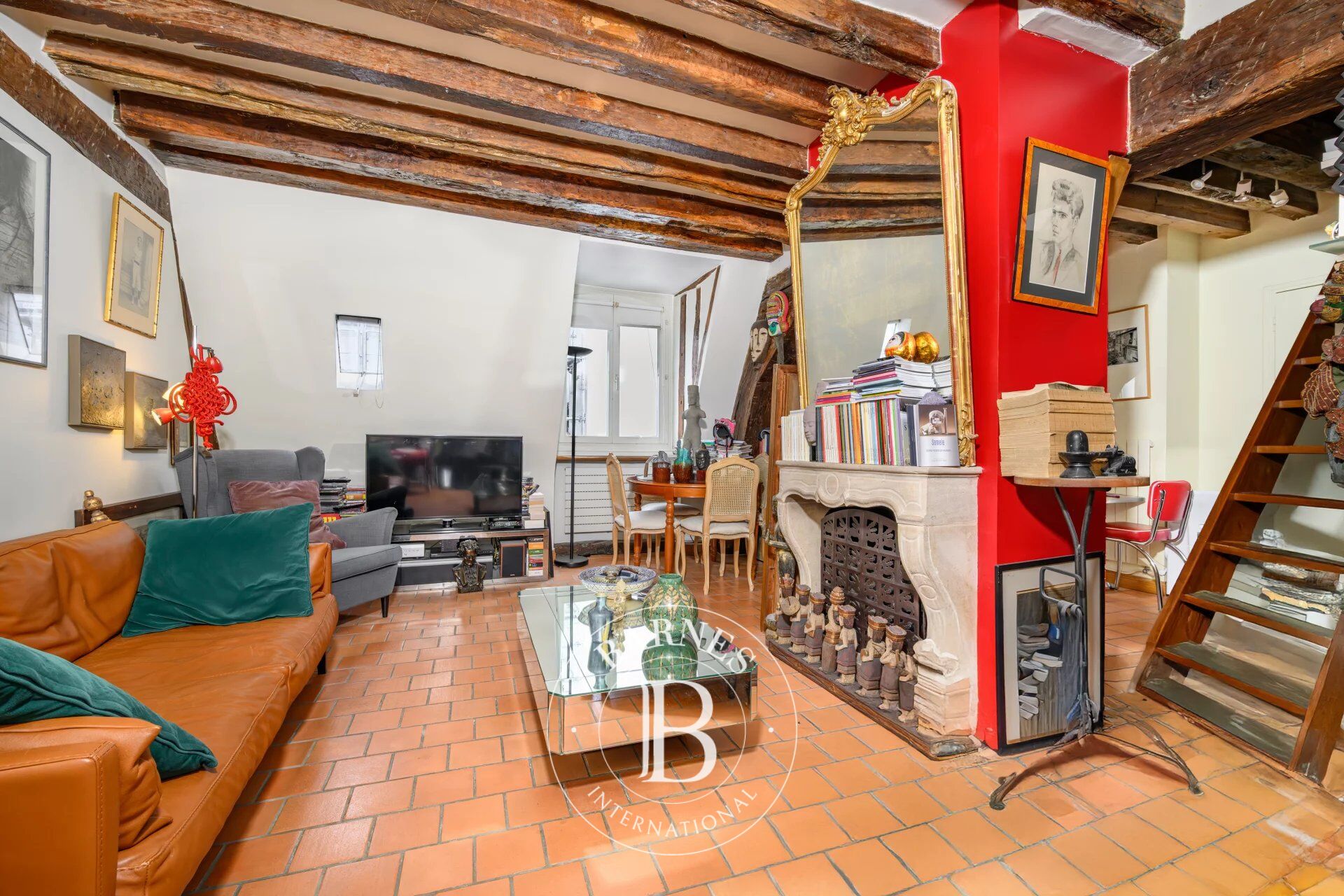 Apartment for sale - Paris 3 - Enfants-Rouges - Mansion - Top floor - picture 2