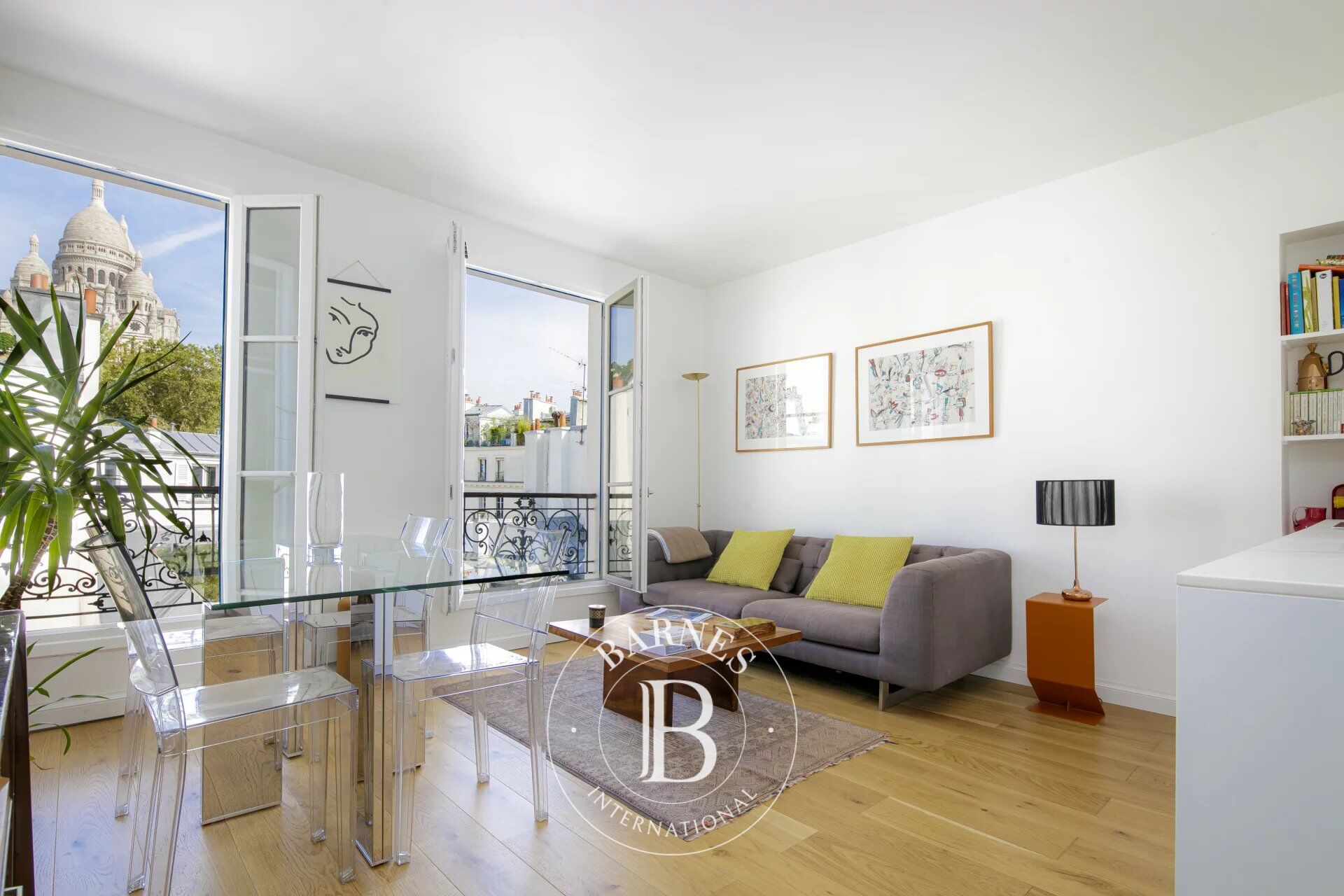 PARIS 18 - MONTMARTRE - TOP FLOOR - LIFT - VIEW - picture 2