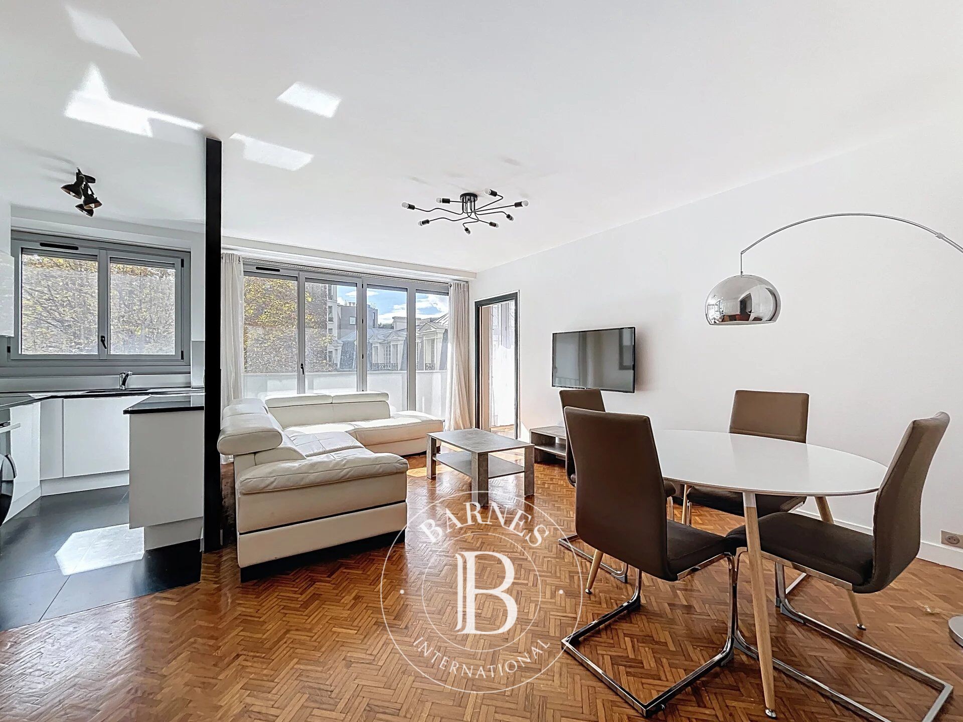 Le service location de la Maison BARNES vous présente ce bien : - picture 1