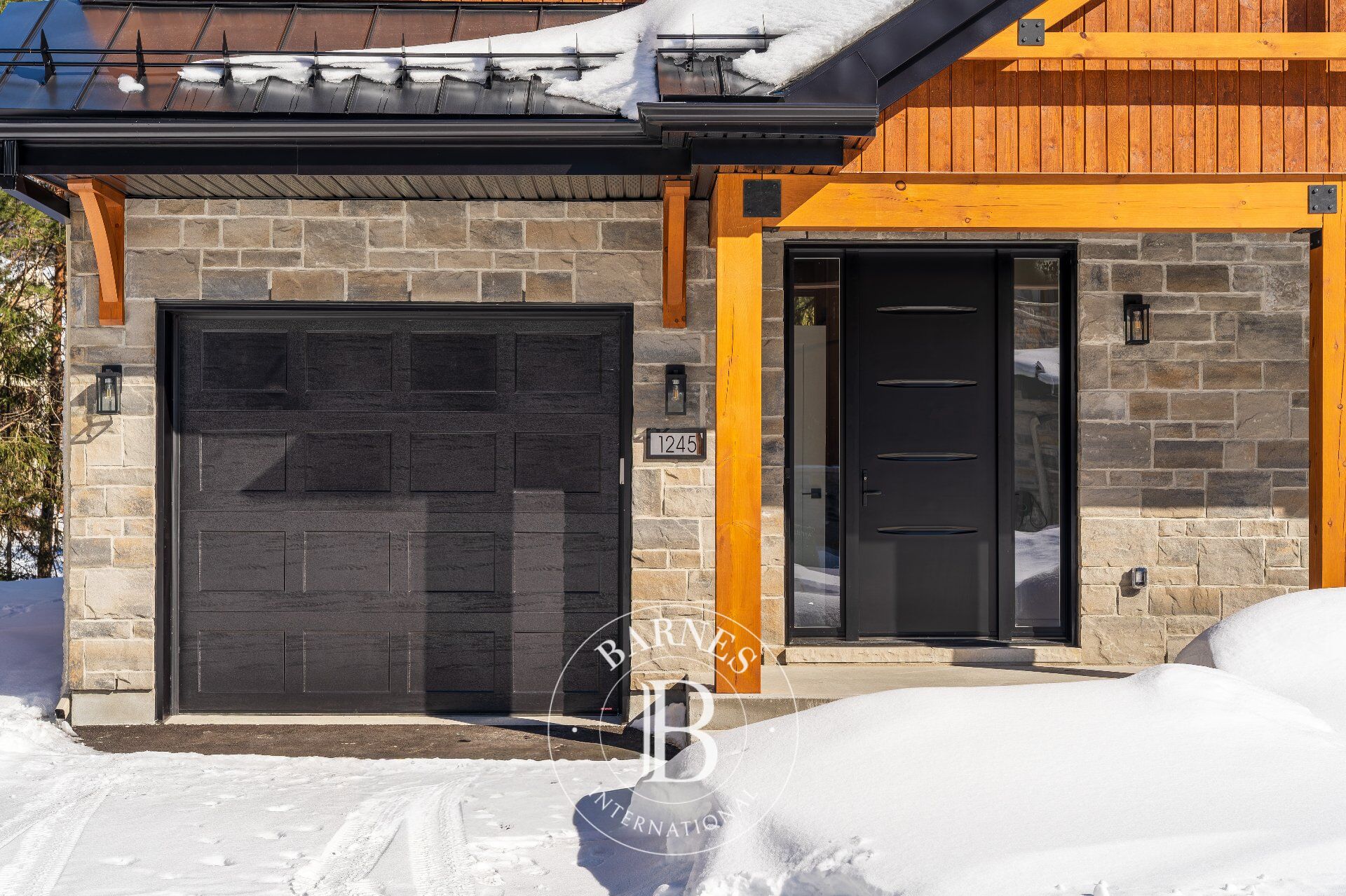 Haus Mont-Tremblant - picture 2