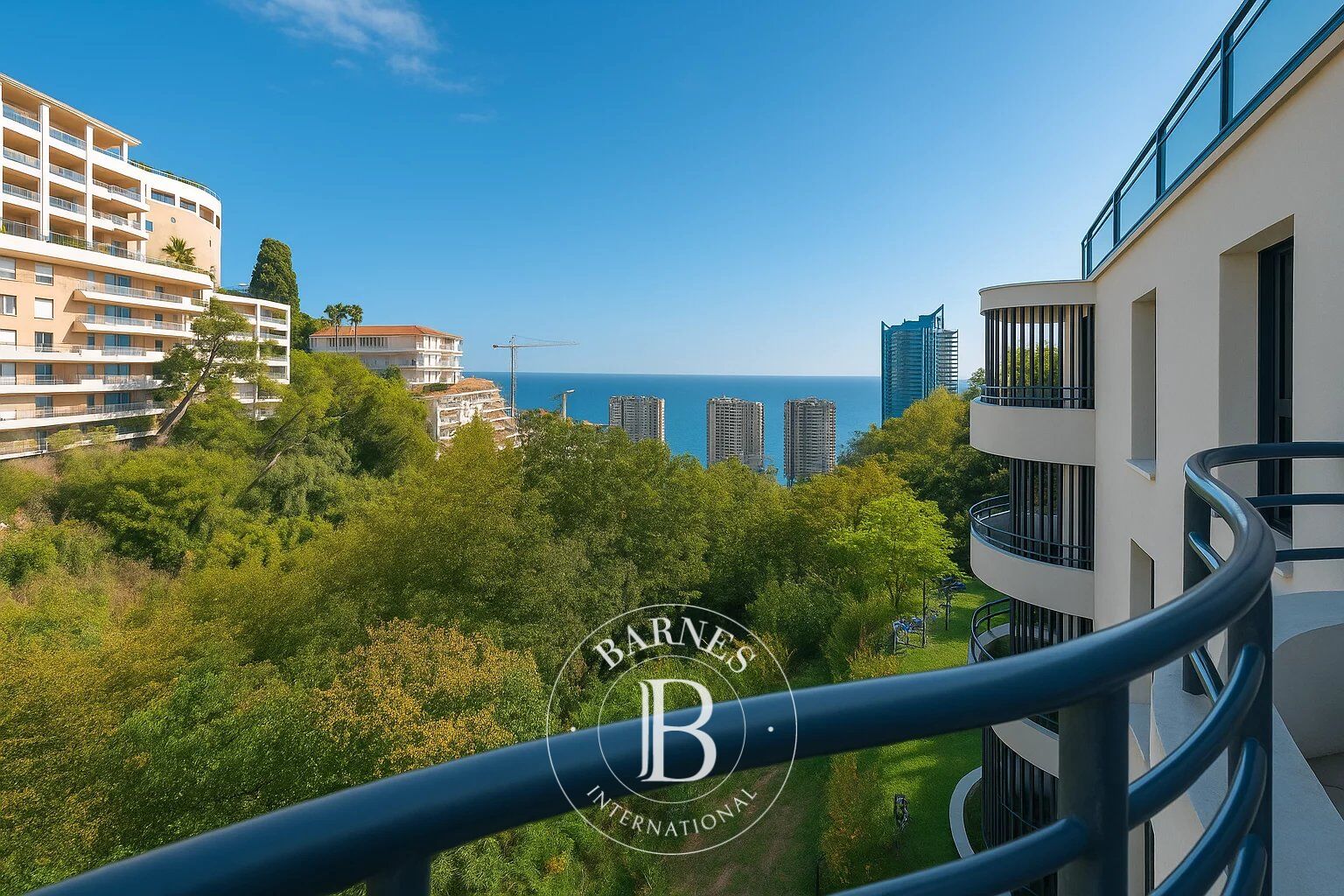 BEAUSOLEIL – CHARMANT 2 PIÈCES - À DEUX PAS DE MONACO AVEC GARAGE - VUE MER - picture 3