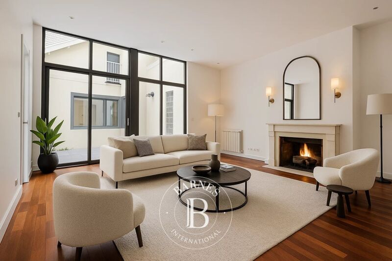 Bordeaux Quinconces - 125 sqm Appartment - Terrace - Parking