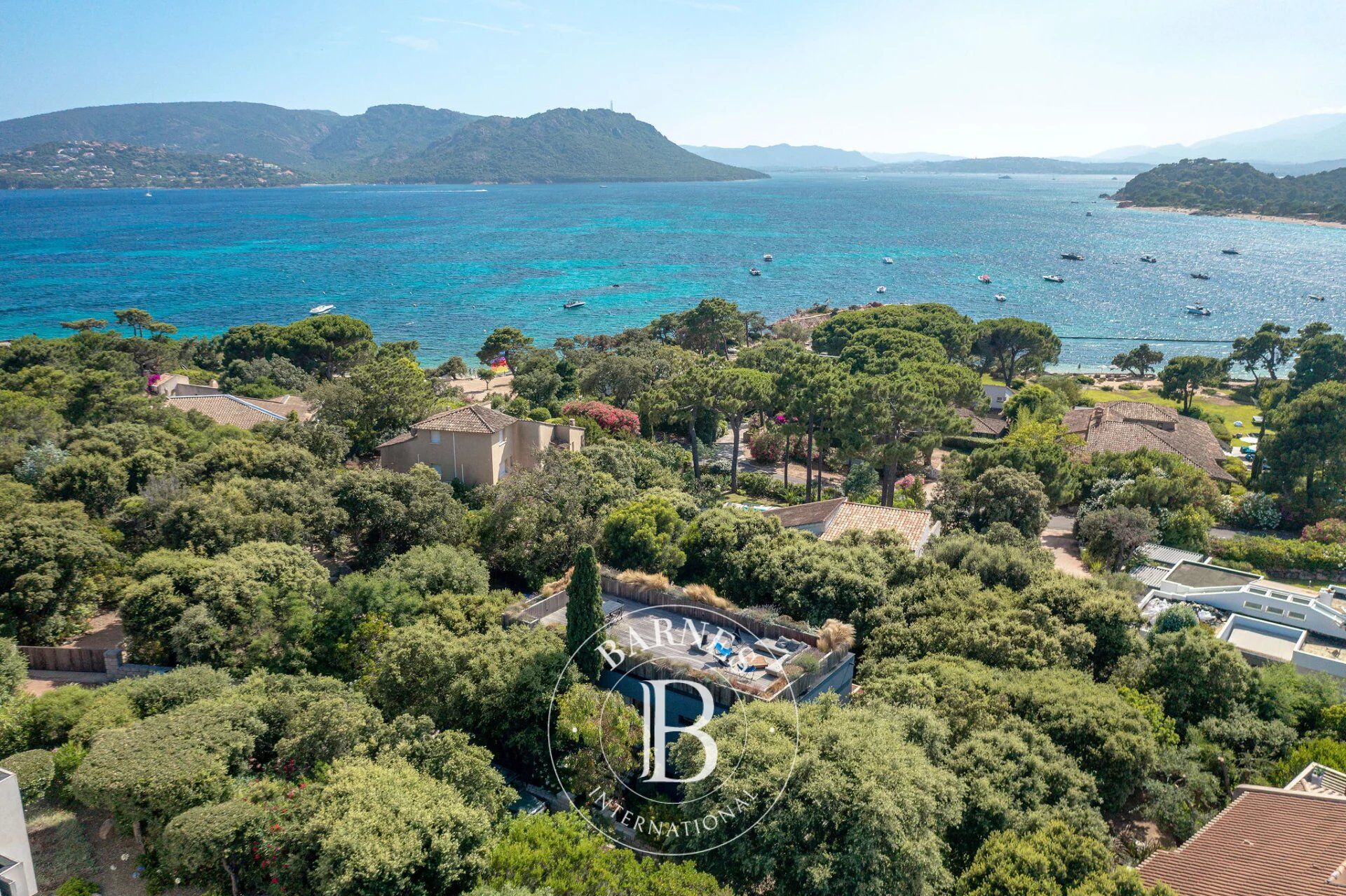Domaine privé de Cala Rossa, Villa 5 chambres avec piscine, aperçu mer et plage à pied - picture 2