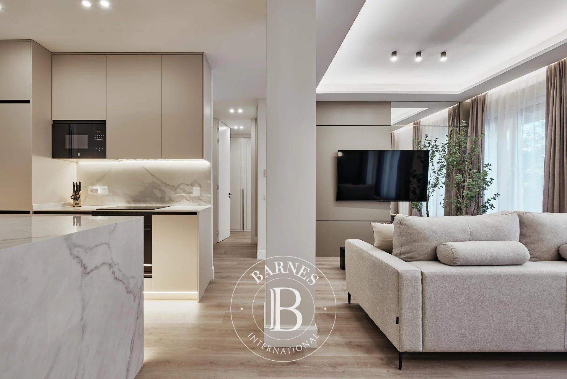 Daire Madrid - picture 4