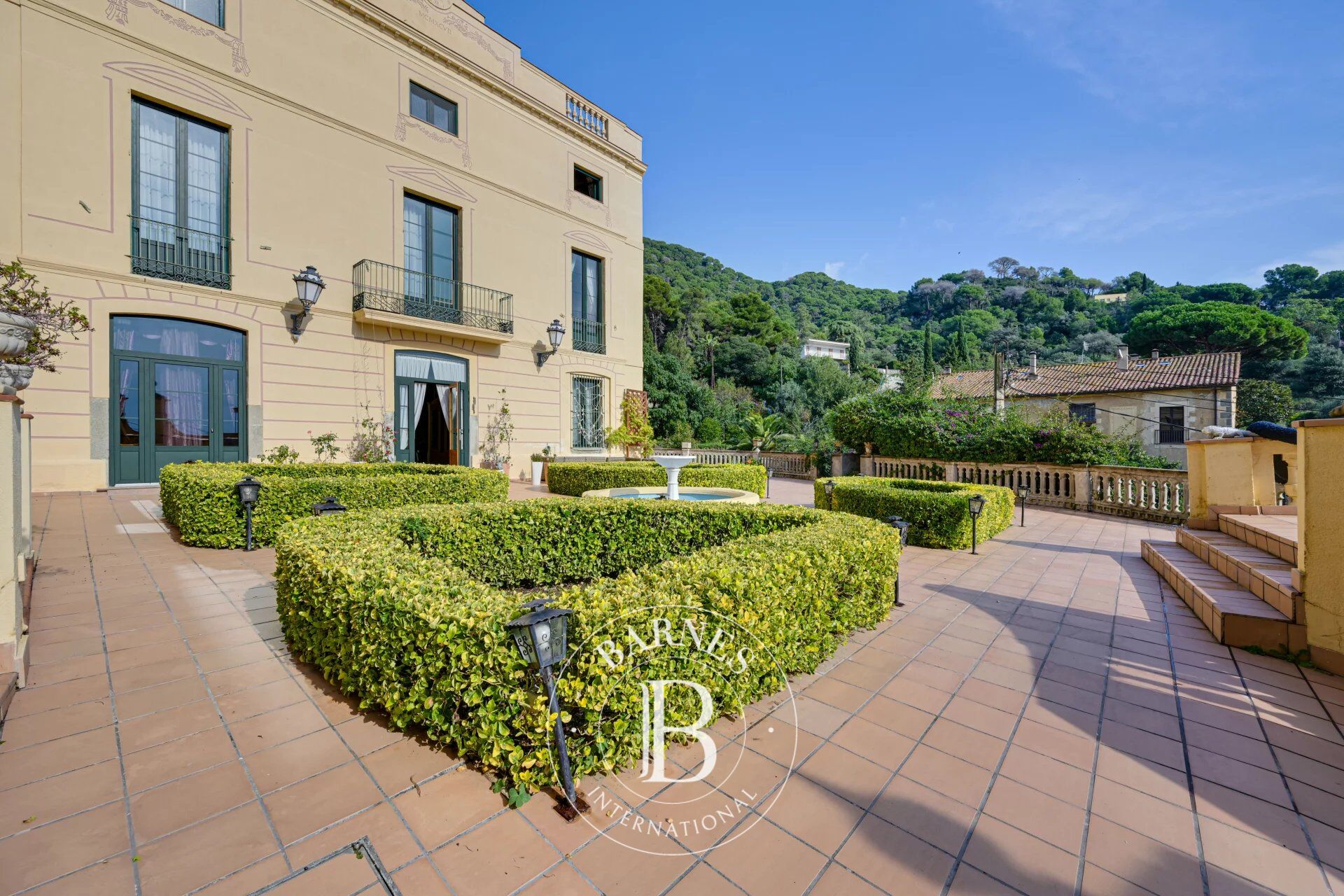 Masía histórica en venta en Premià de Dalt (Barcelona). - picture 3