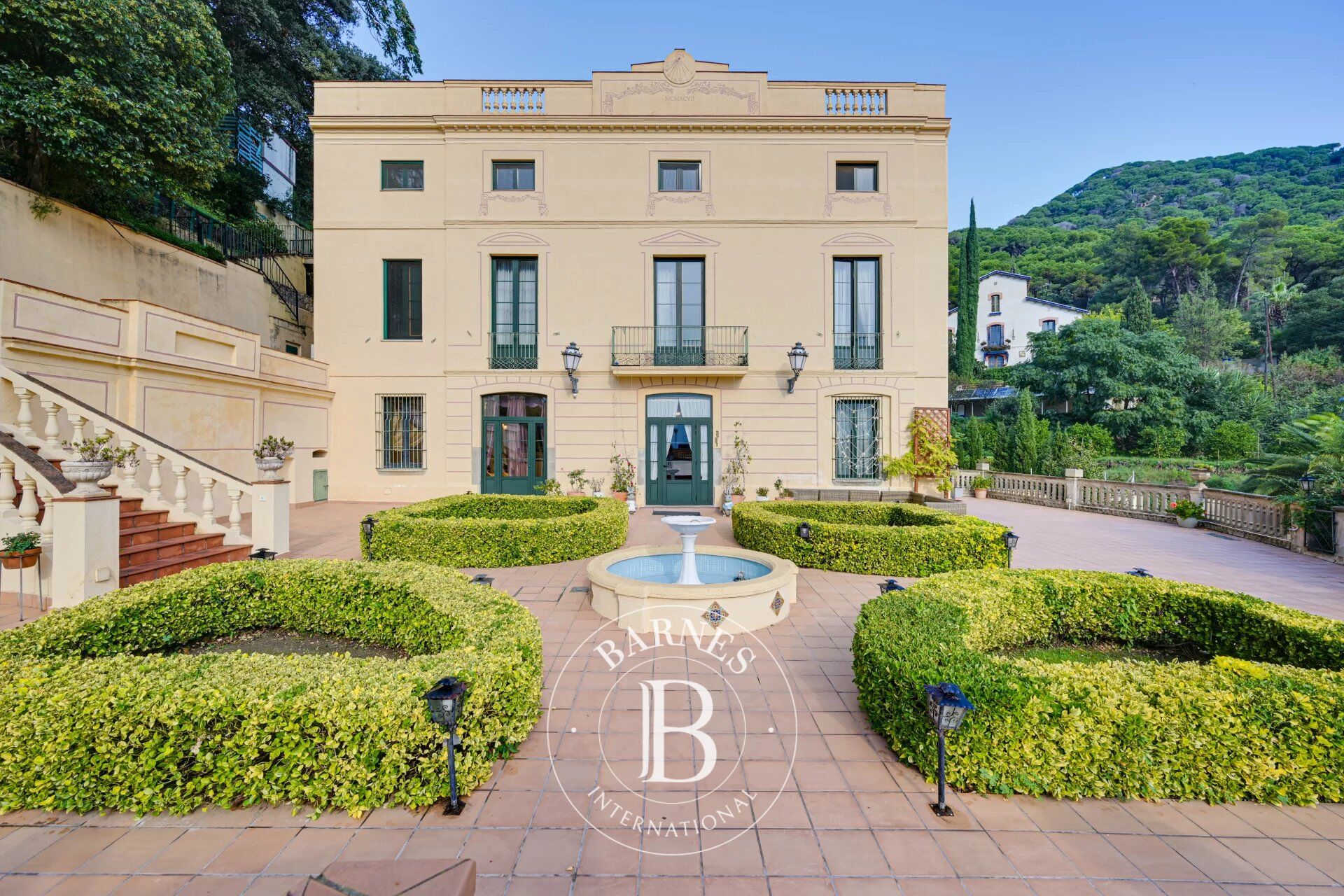 Masía histórica en venta en Premià de Dalt (Barcelona). - picture 1