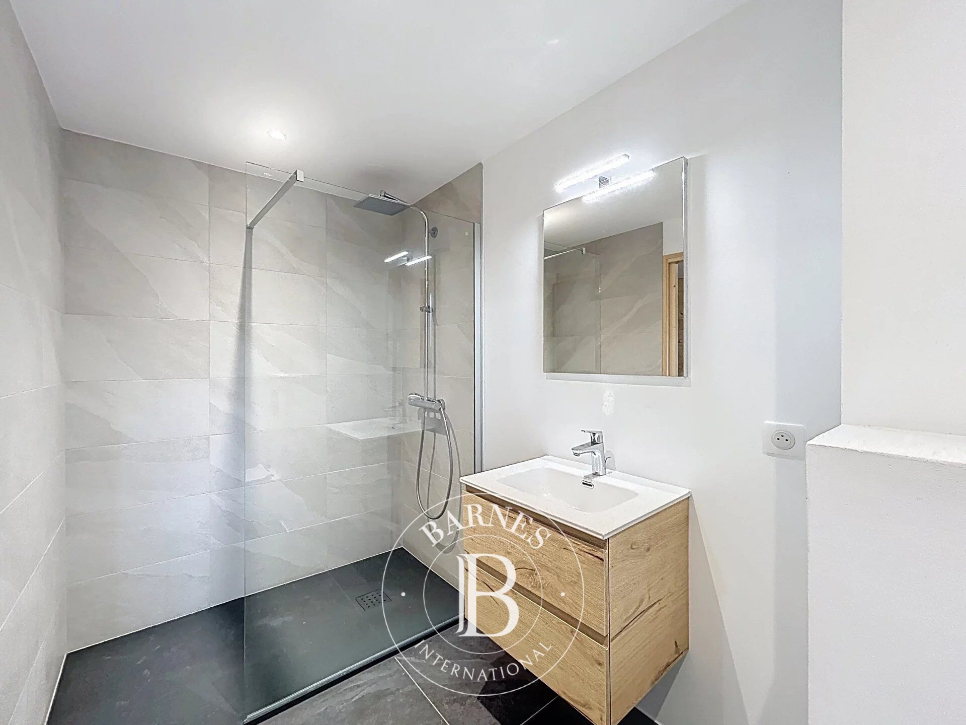 Daire Essert-Romand - picture 18