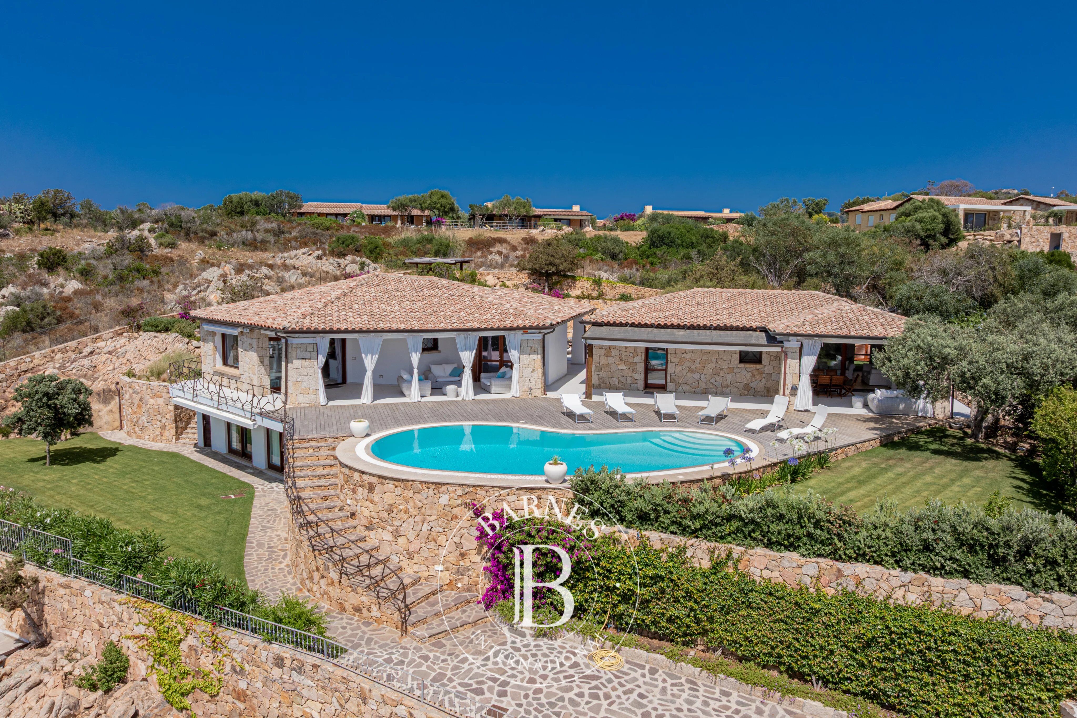 Villa Flore | Capo Coda Cavallo - picture 3