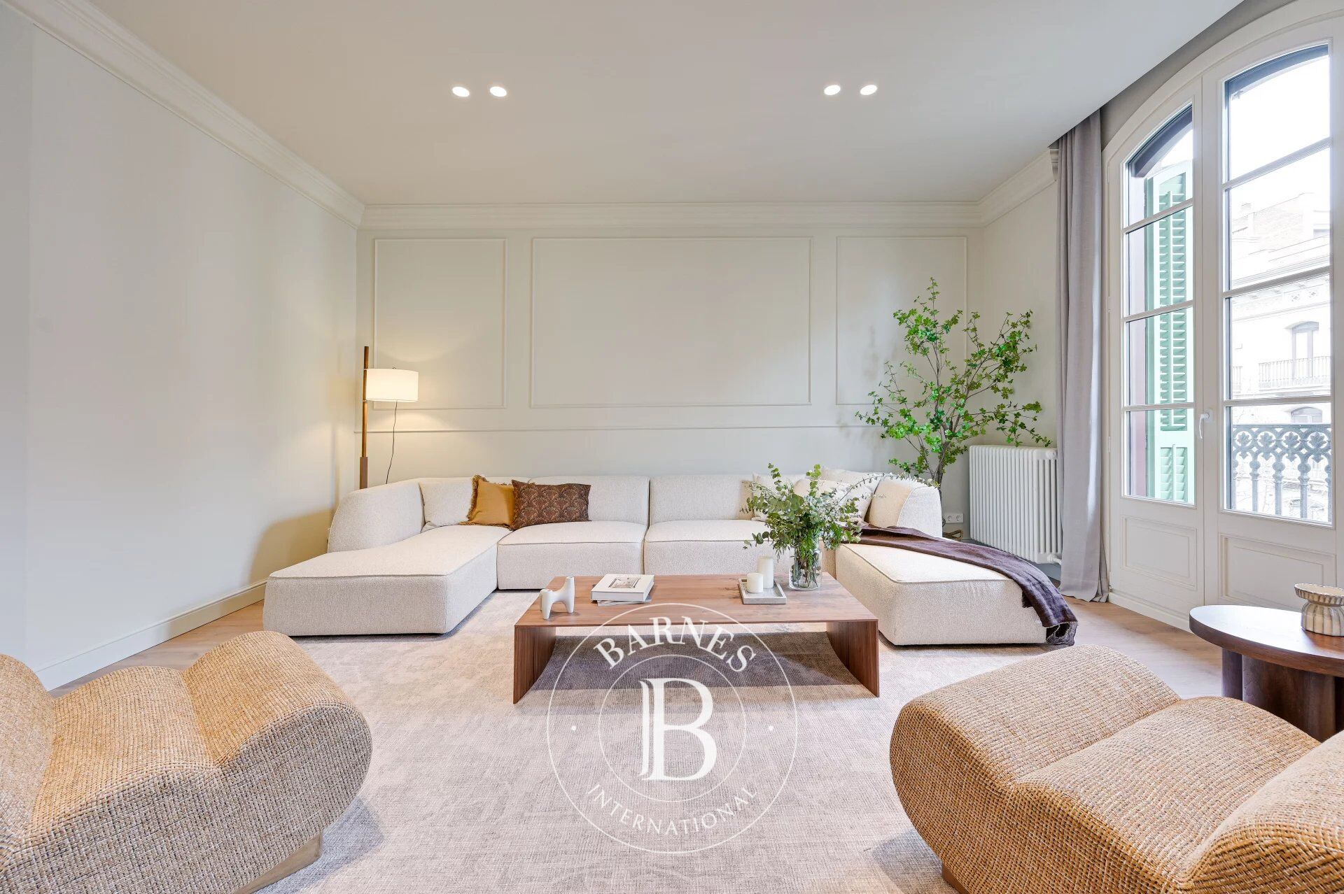 Elegancia y Modernismo en el corazón de Barcelona - picture 2