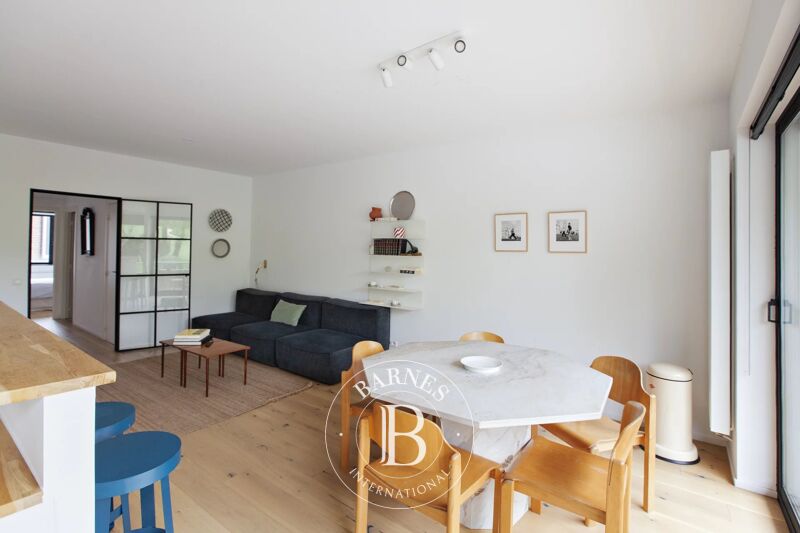 For Rent, Apartment Forest - picture 2