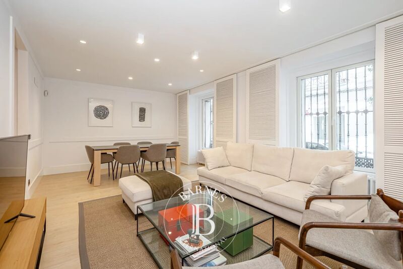 Exclusive designer apartment in Justicia