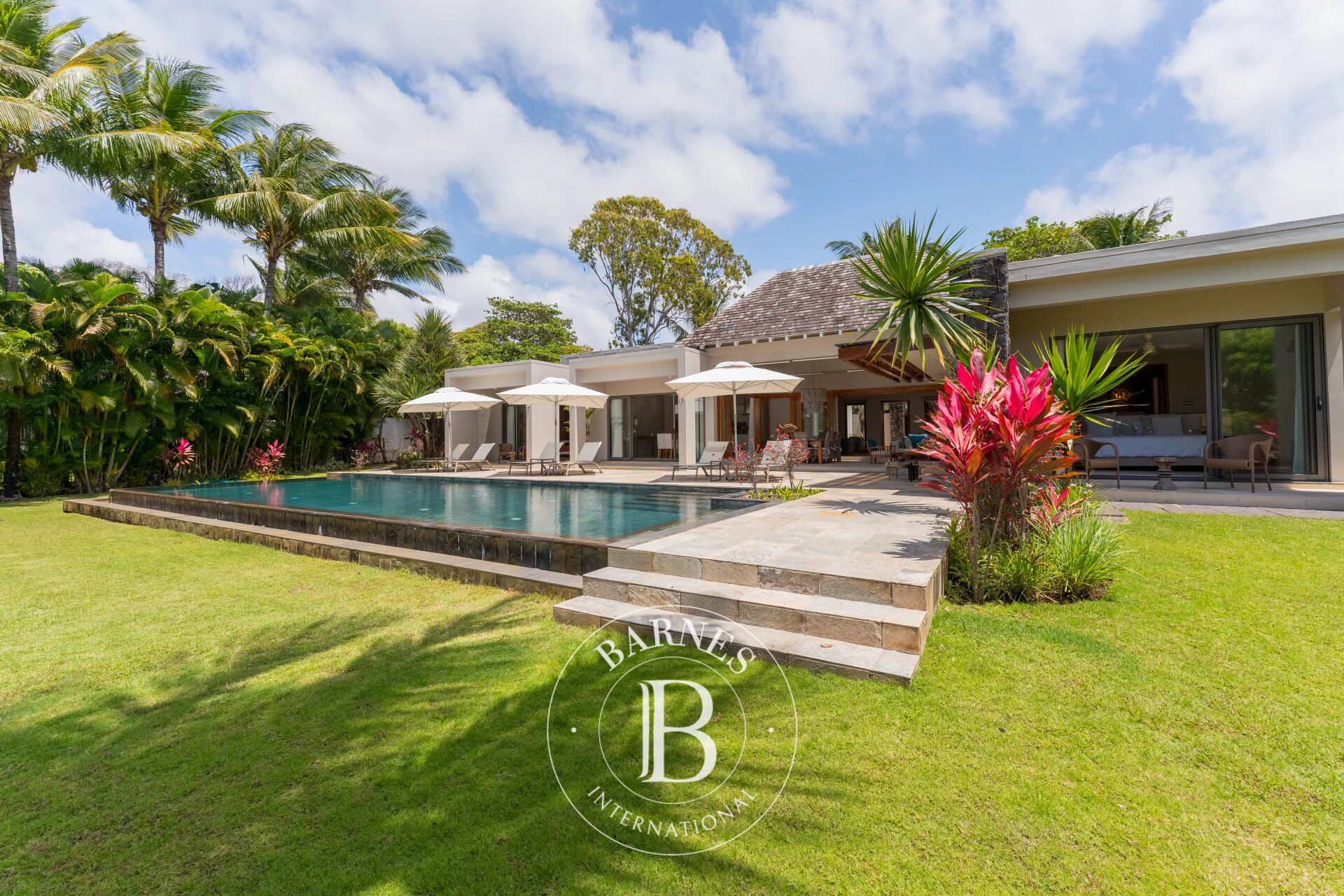 Villa Beau Champ - picture 1