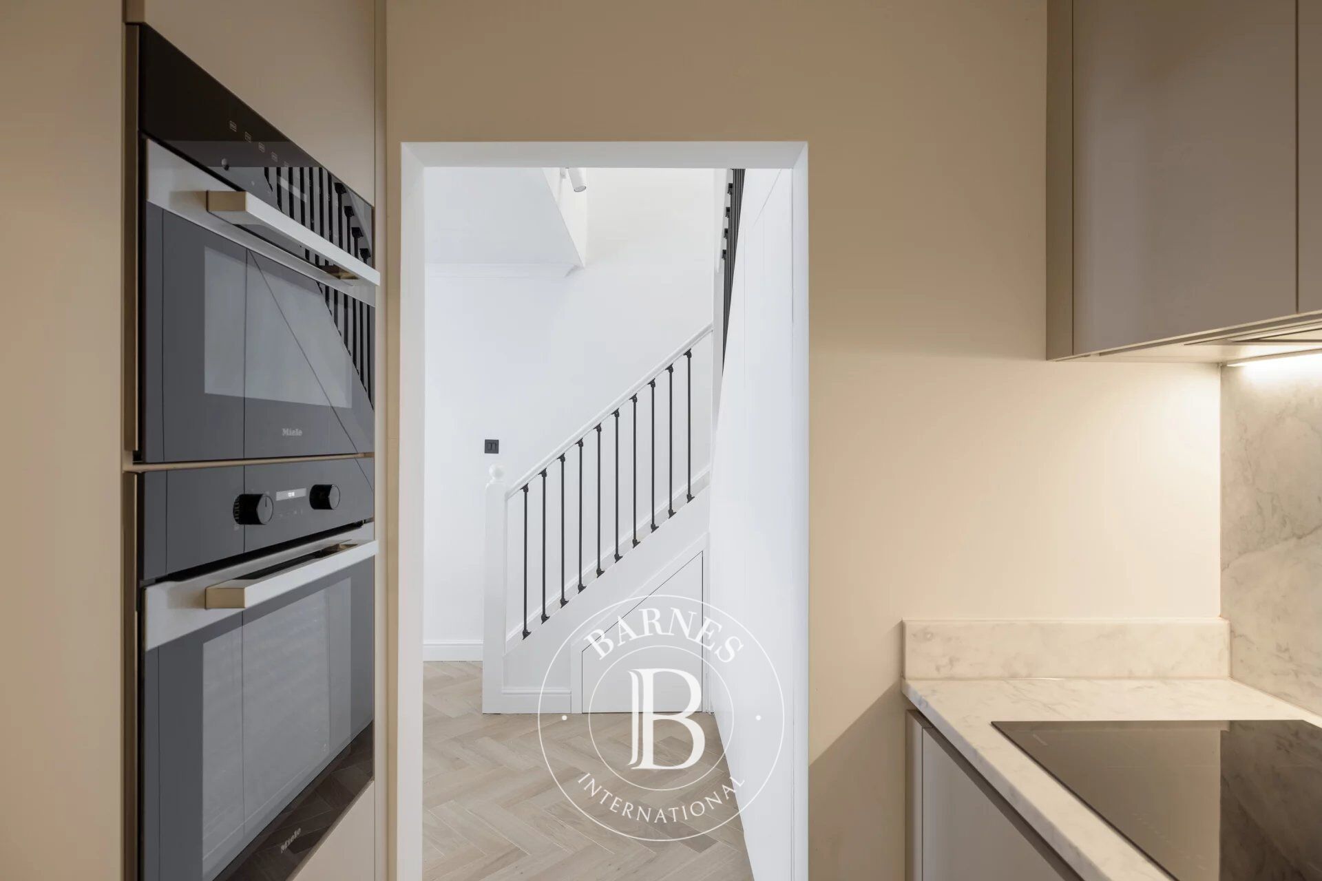 Ev London - picture 7