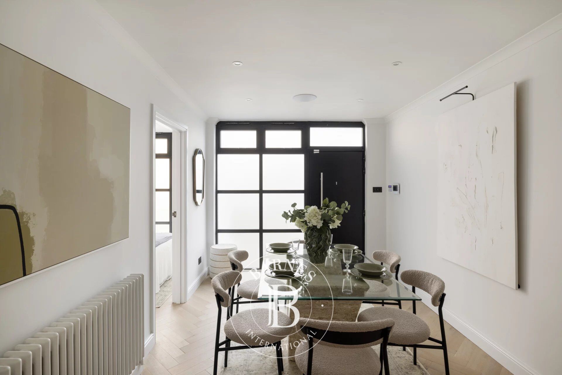 Ev London - picture 5