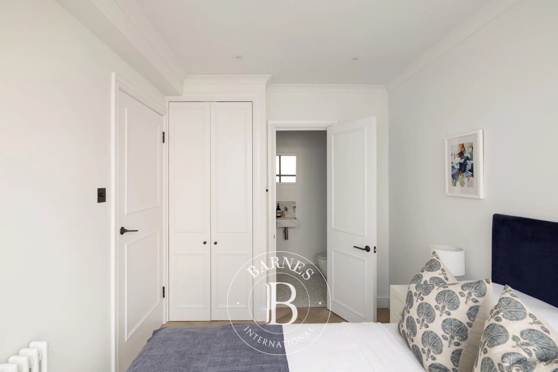 Ev London - picture 10