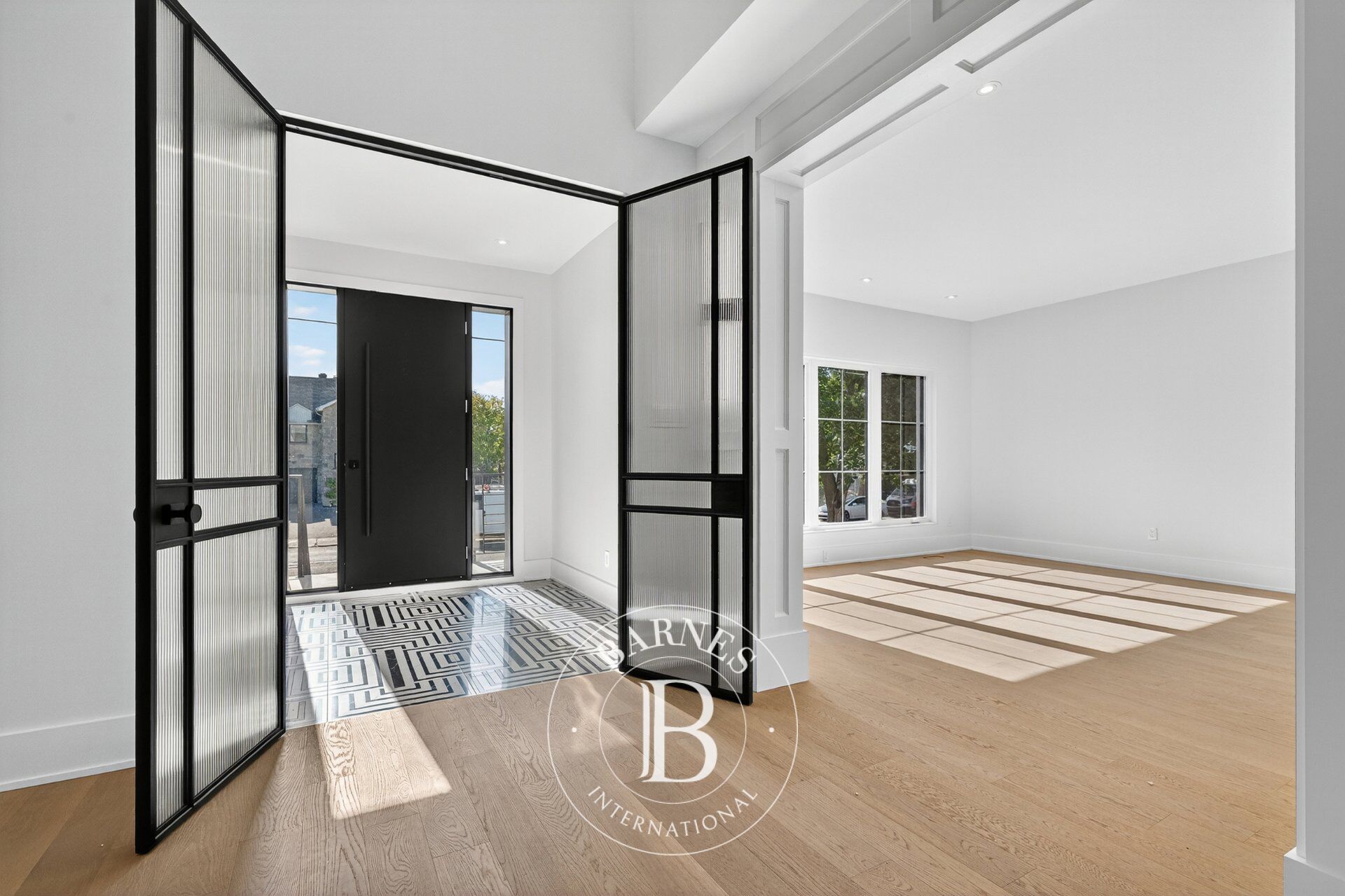 Ev Hampstead - picture 4