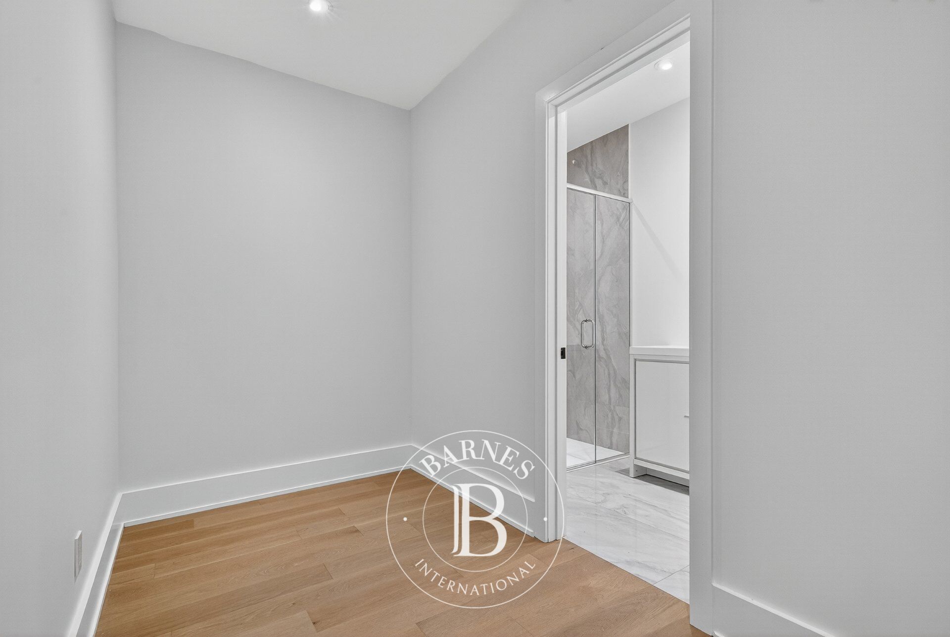 Ev Hampstead - picture 31