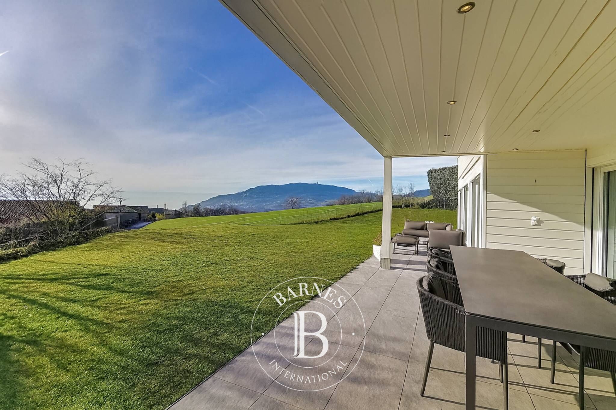 Superbe propriété individuelle avec vue sur le lac et les montagnes - picture 2