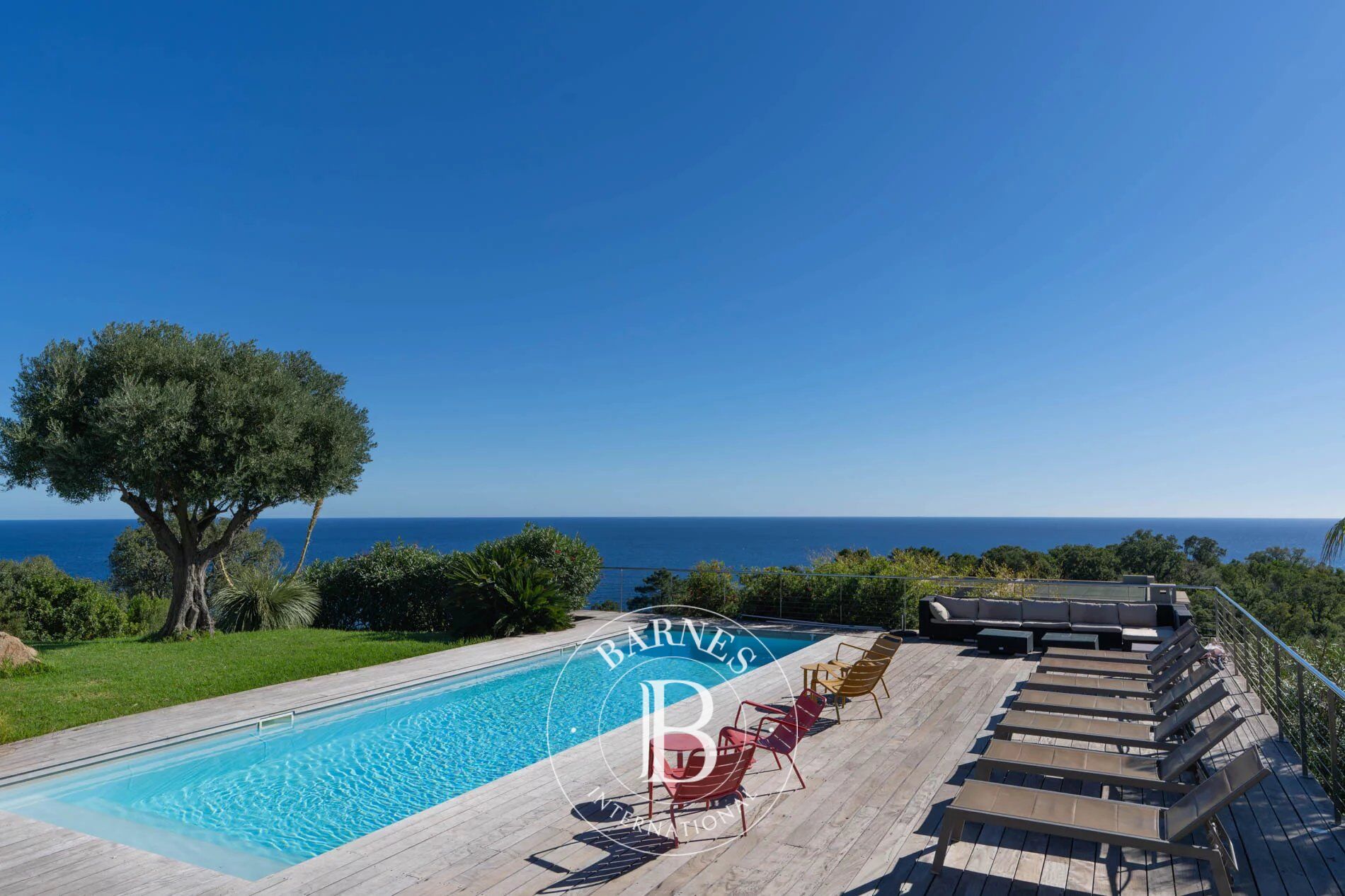 Exclusivité, Tarco, Villa vue mer,  8 chambres, piscine chauffée, salle de sport, proche plage - picture 3