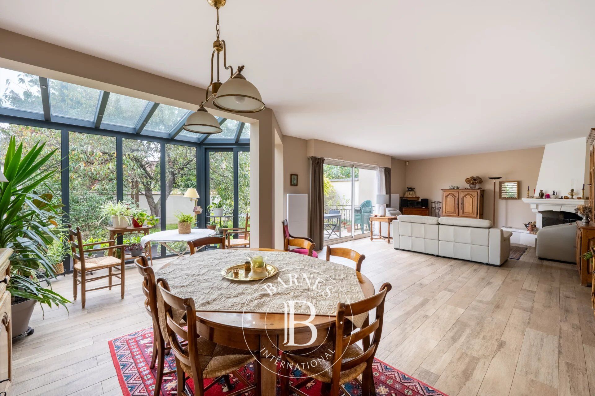 Le Chesnay/Bas Plateau - Superbe maison de 165 m² -  5 chambres - jardin - 4 places de stationnement - picture 1