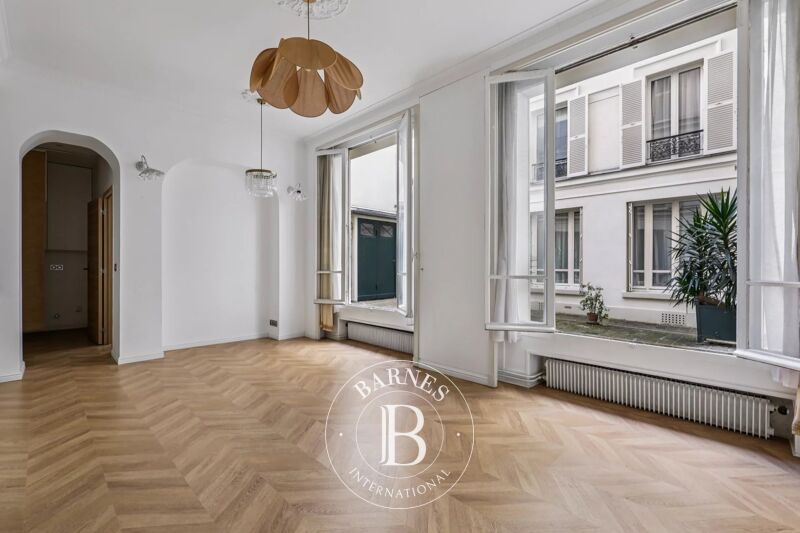 Apartment Paris 7ème