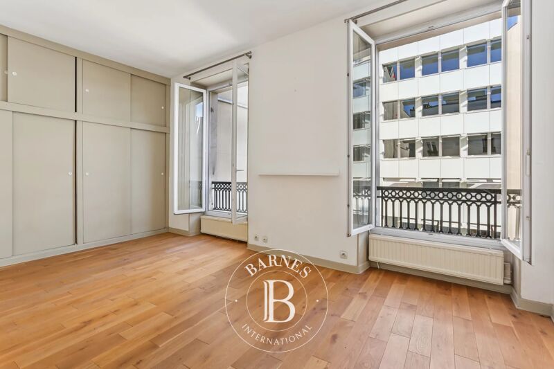 For Sale Apartment | Paris 7ème - picture 2