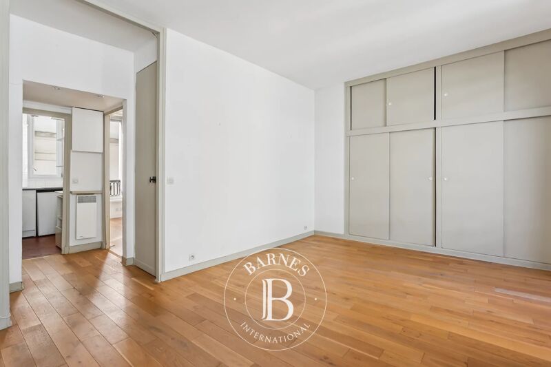 For Sale Apartment | Paris 7ème - picture 3