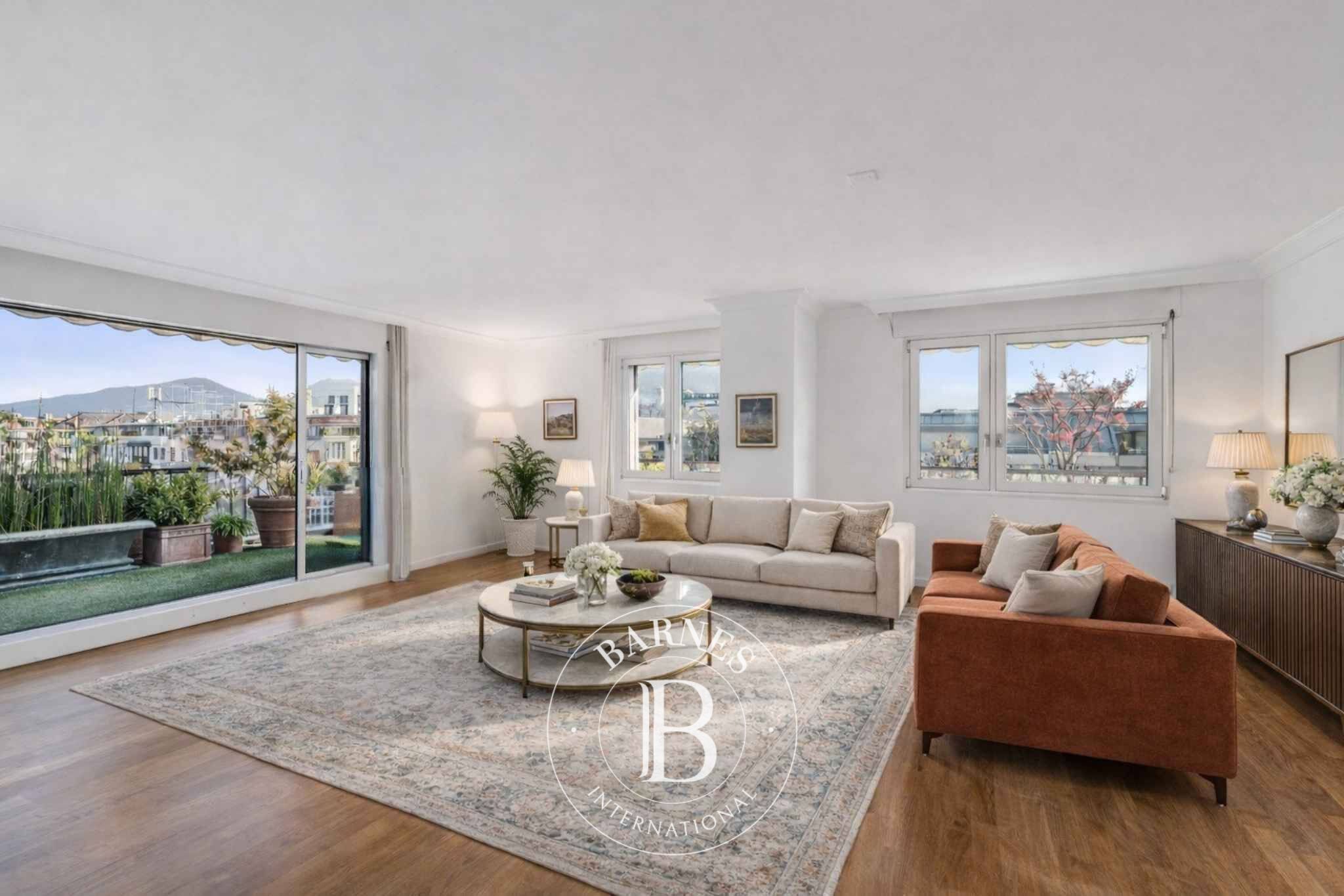 Penthouse Carouge GE - picture 1