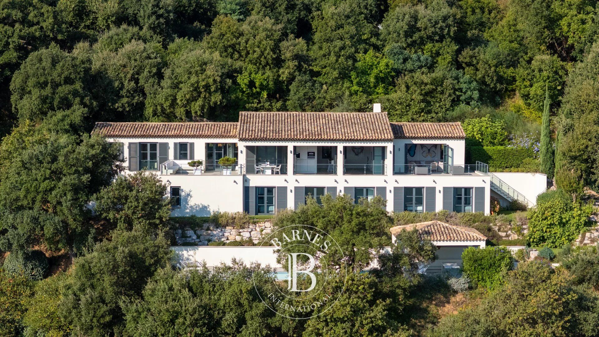 GOLFE DE SAINT-TROPEZ - GRIMAUD - VILLA CONTEMPORAINE VUE MER - picture 2