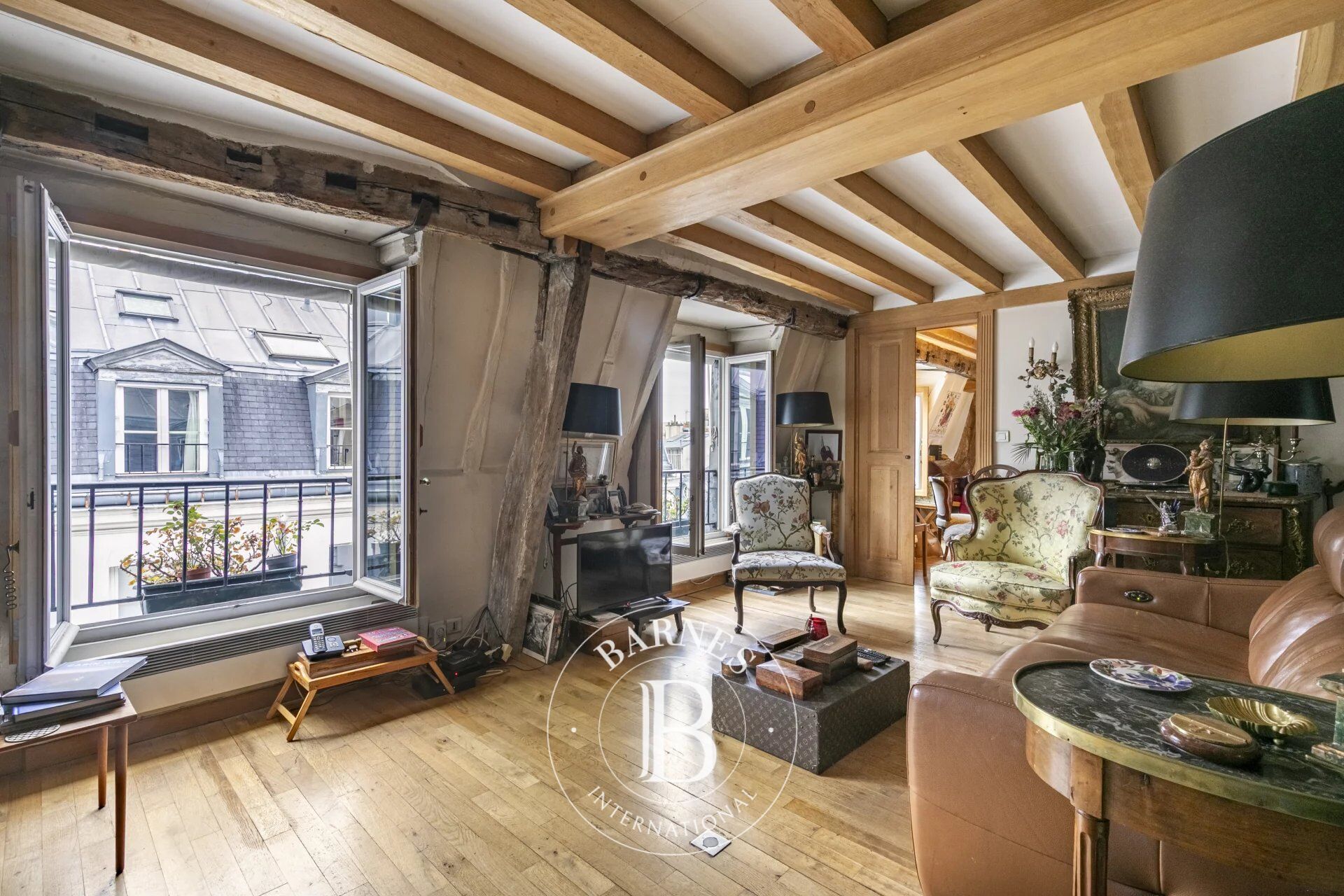 Paris 6 - Monnaie - Duplex apartment on top floor - picture 3