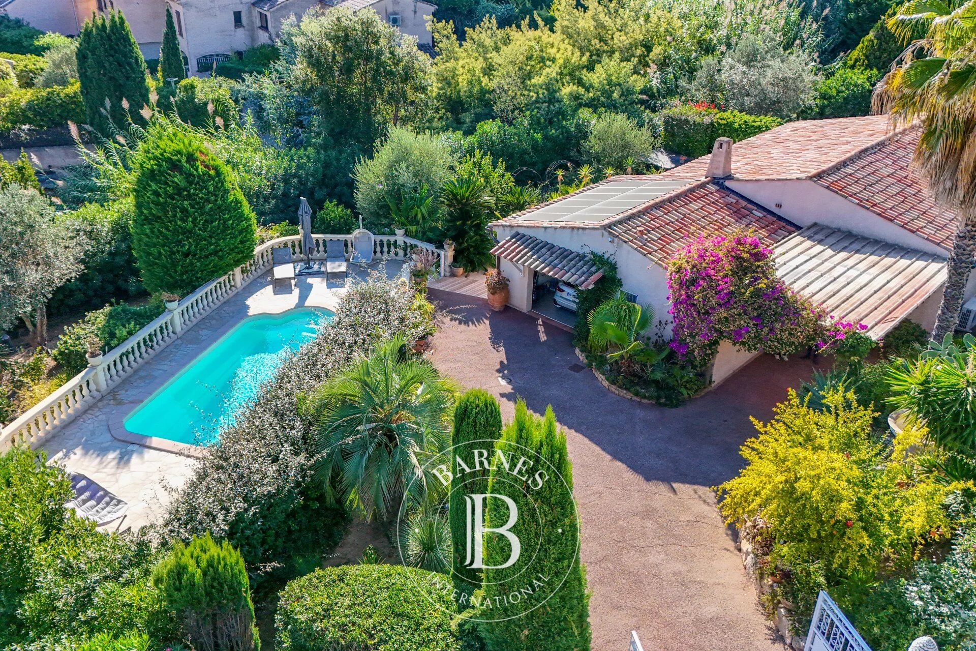 SAINTE MAXIME - LA NARTELLE - VILLA PROVENZALE - PISCINA - picture 2