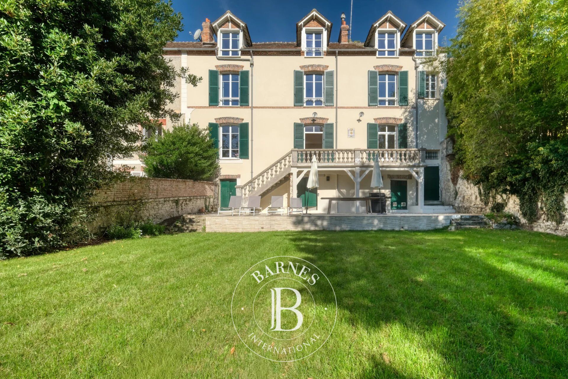 Montigny sur Loing - Maison de village rénovée  - 250 m2  - Bord de rivière - picture 1