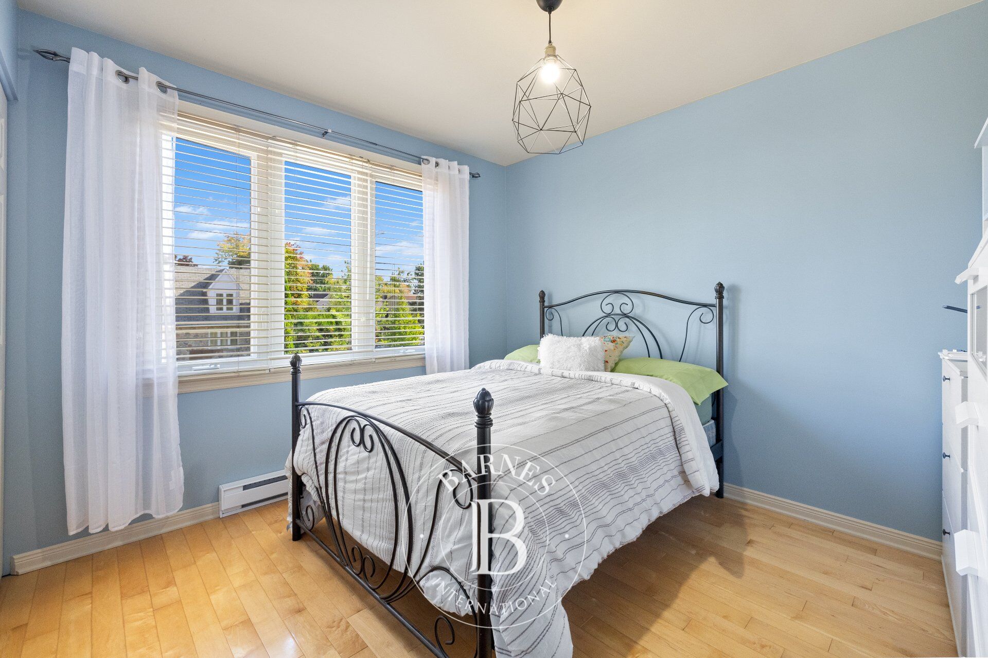 Ev Laval (Sainte-Rose) - picture 7