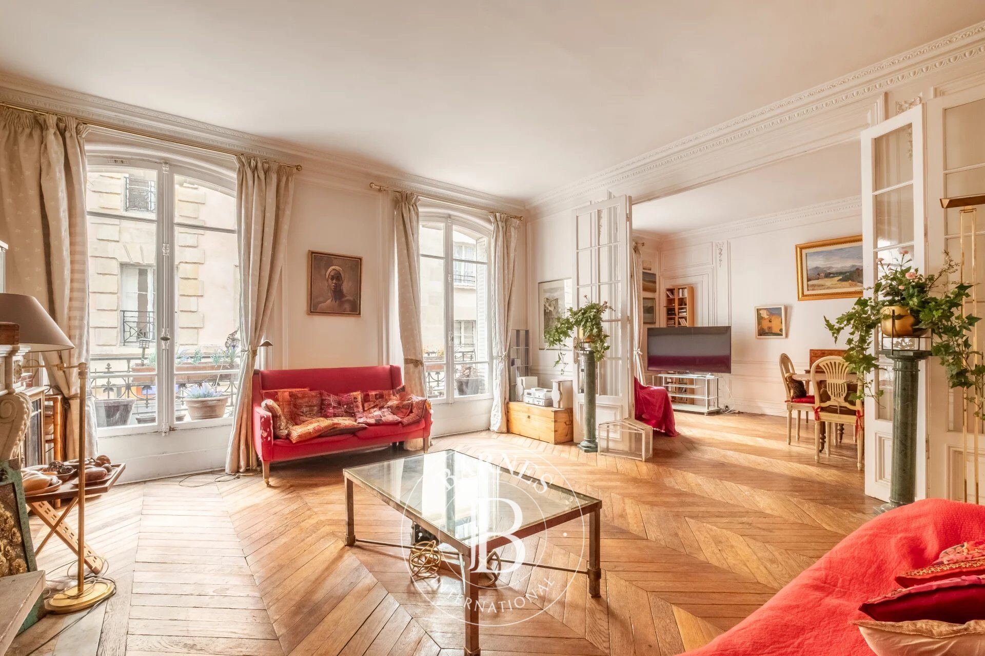 Paris 6 - Saint-Germain-des-Prés - Rue de l'Abbaye - To renovate - picture 1