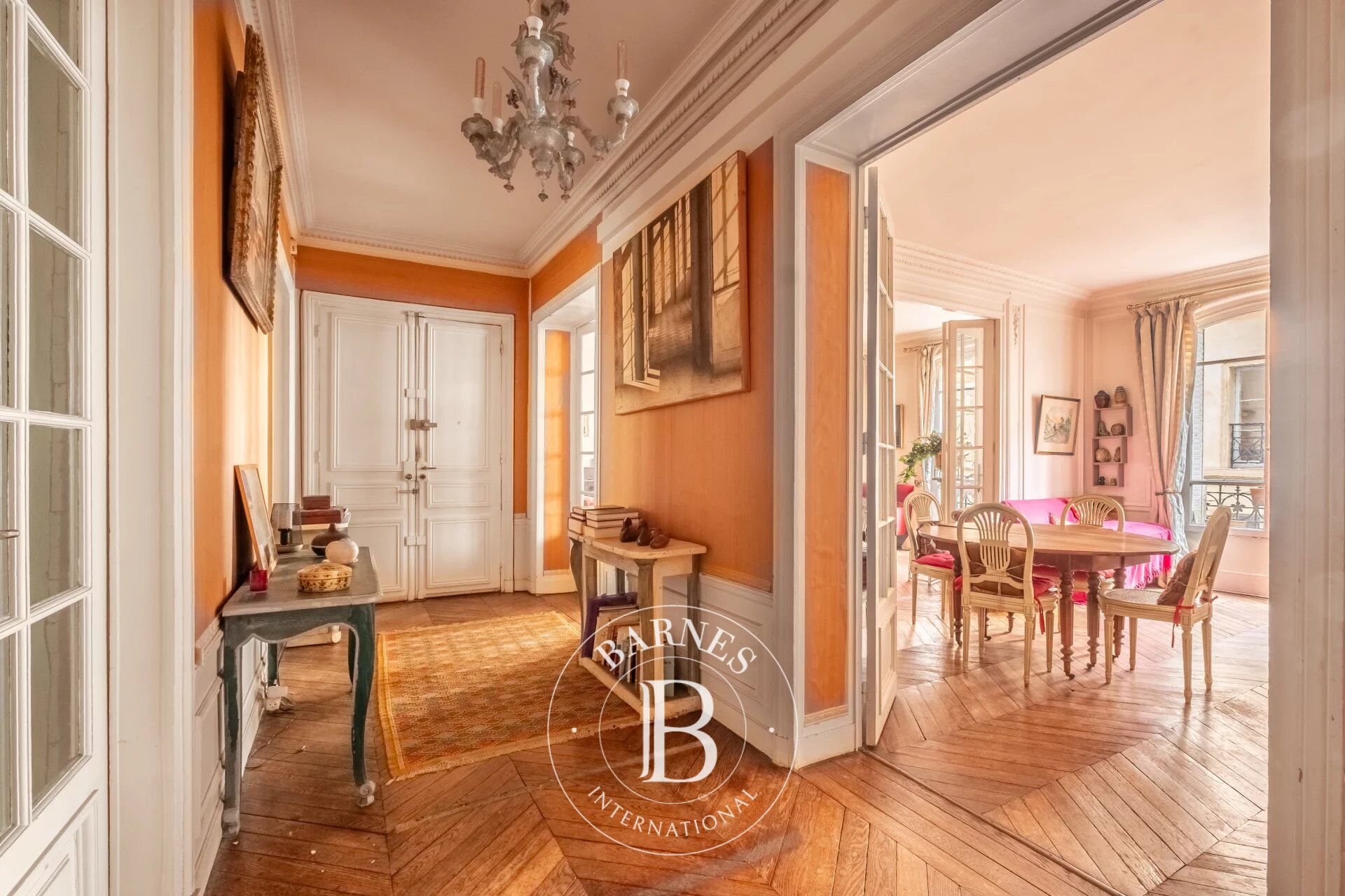 Paris 6 - Saint-Germain-des-Prés - Rue de l'Abbaye - To renovate - picture 2