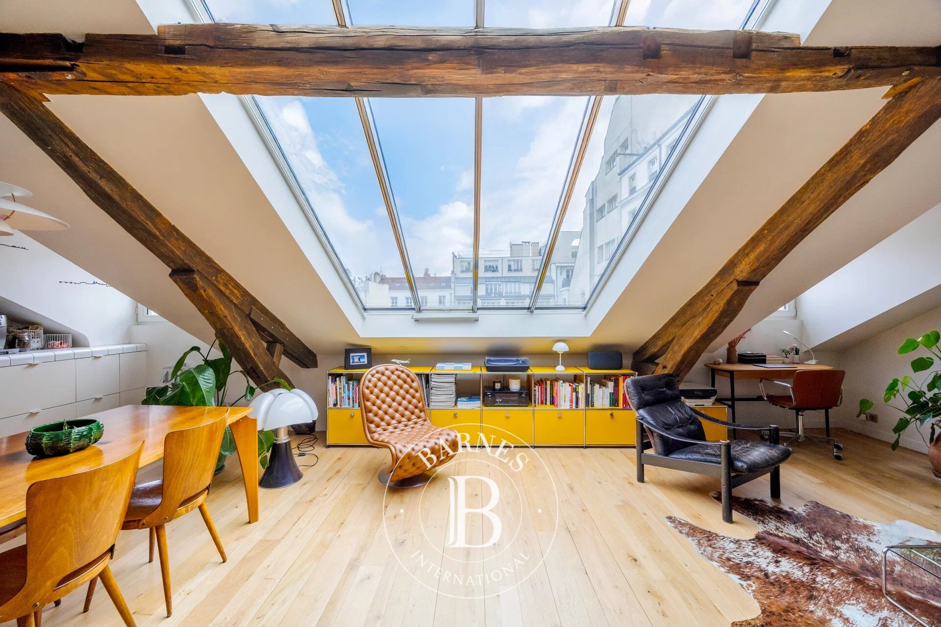 Off market - Dernier étage à l'esprit atelier - Calme absolu et vues dégagées plein ciel. - picture 2