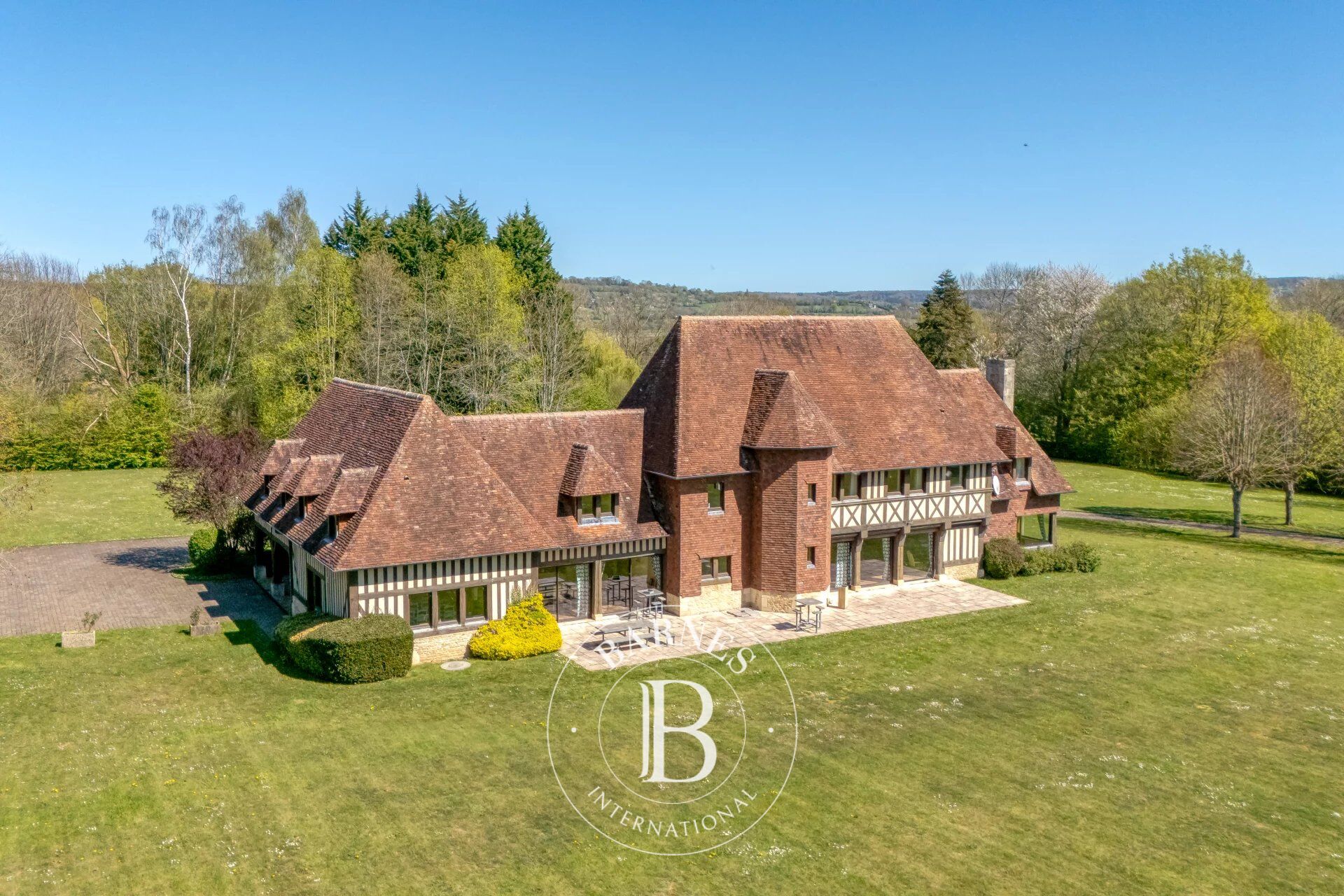 5 kms de Deauville - Magnifique manoir avec 7 chambres en suite -  parc 2,5 hectares - picture 1