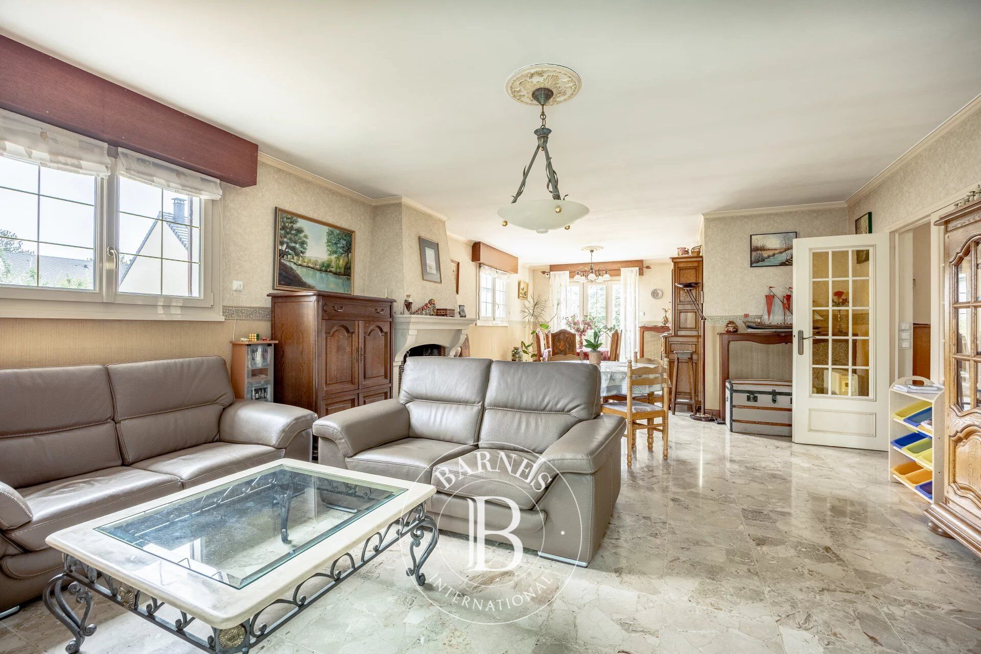 VILLENNES-SUR-SEINE - 284 m² - 5 CHAMBRES - TERRAIN DE 3 746 m² - picture 2