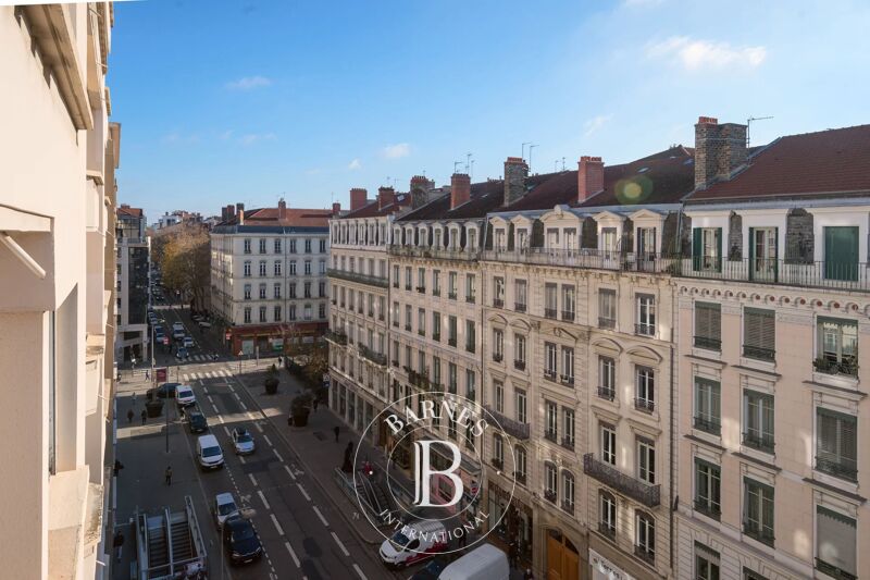Lyon 6 - Cours Vitton - 95 sqm - 2 bedrooms - 3 balconies