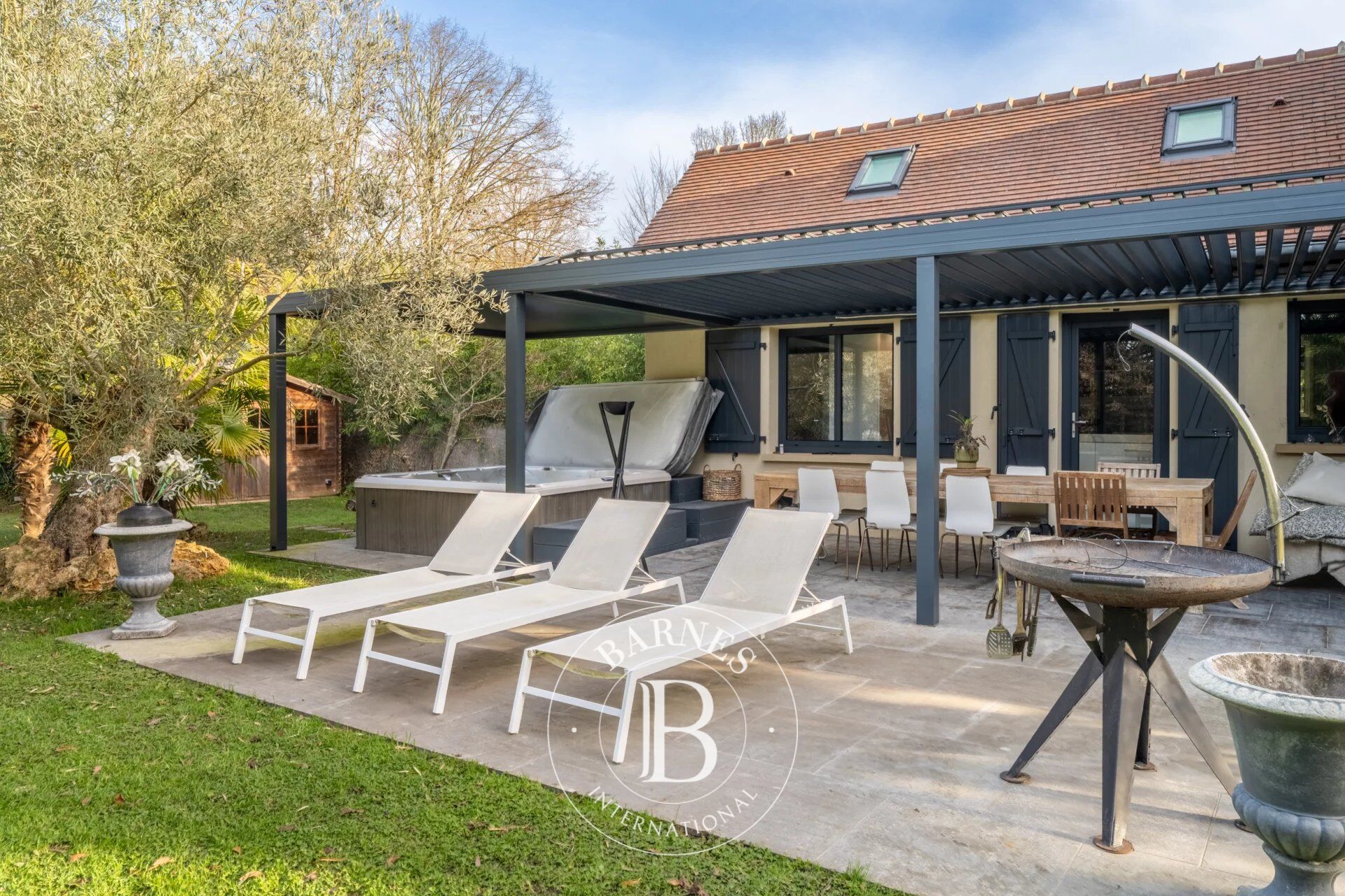 Casa Grosrouvre - picture 1