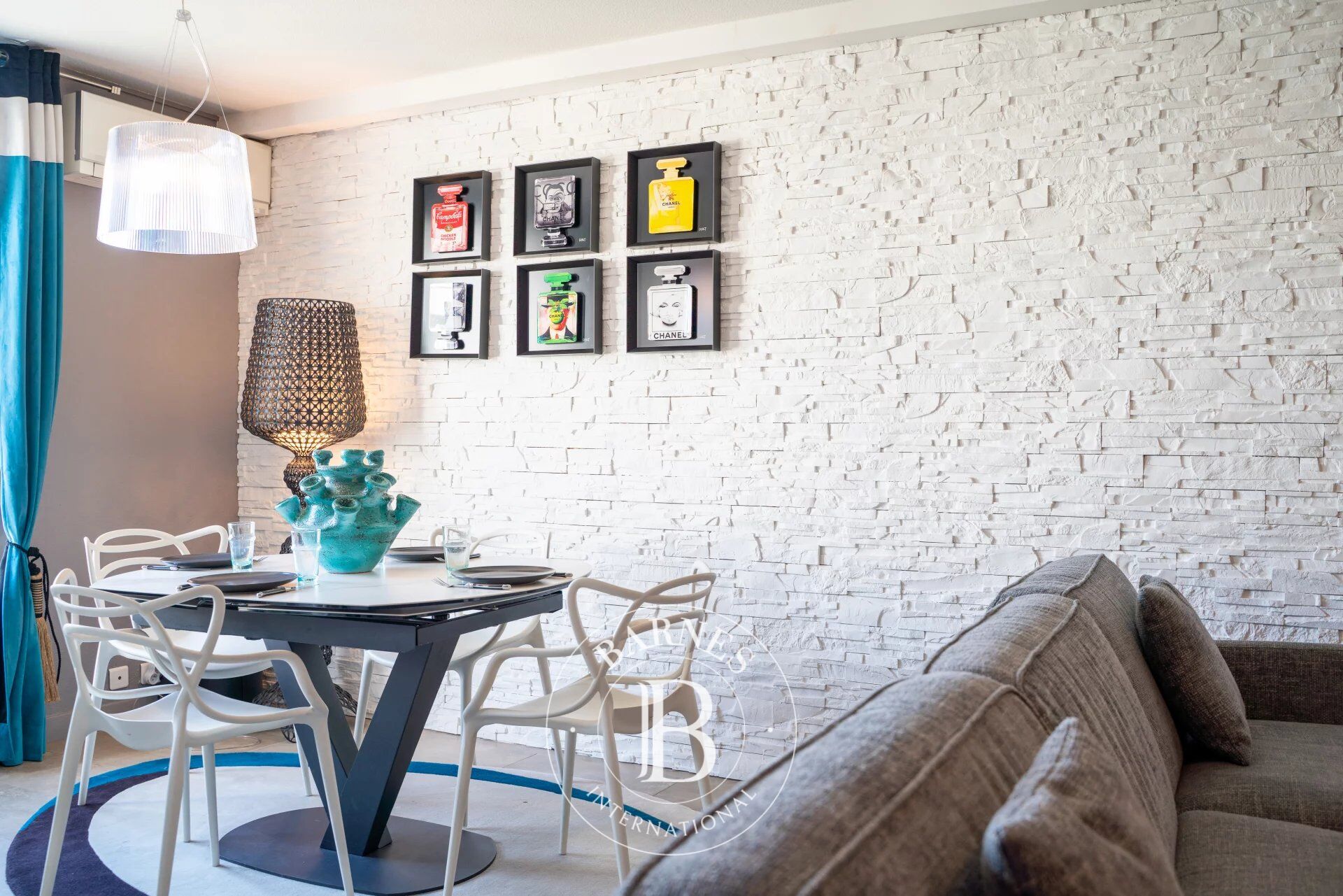 SAINT TROPEZ - 3 BEDROOMS APARTMENT - CITY CENTER - picture 2