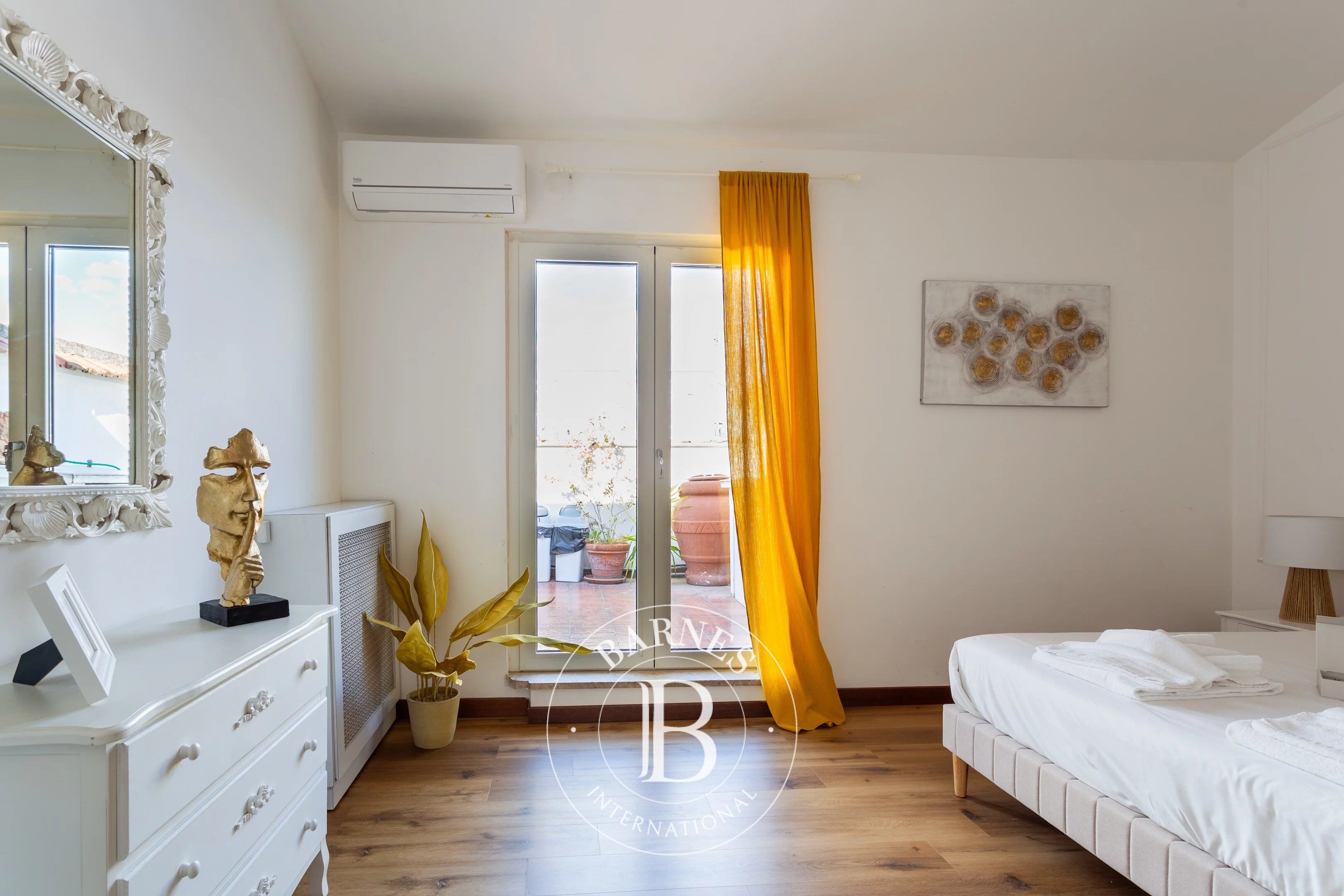 Penthouse Roma - picture 11