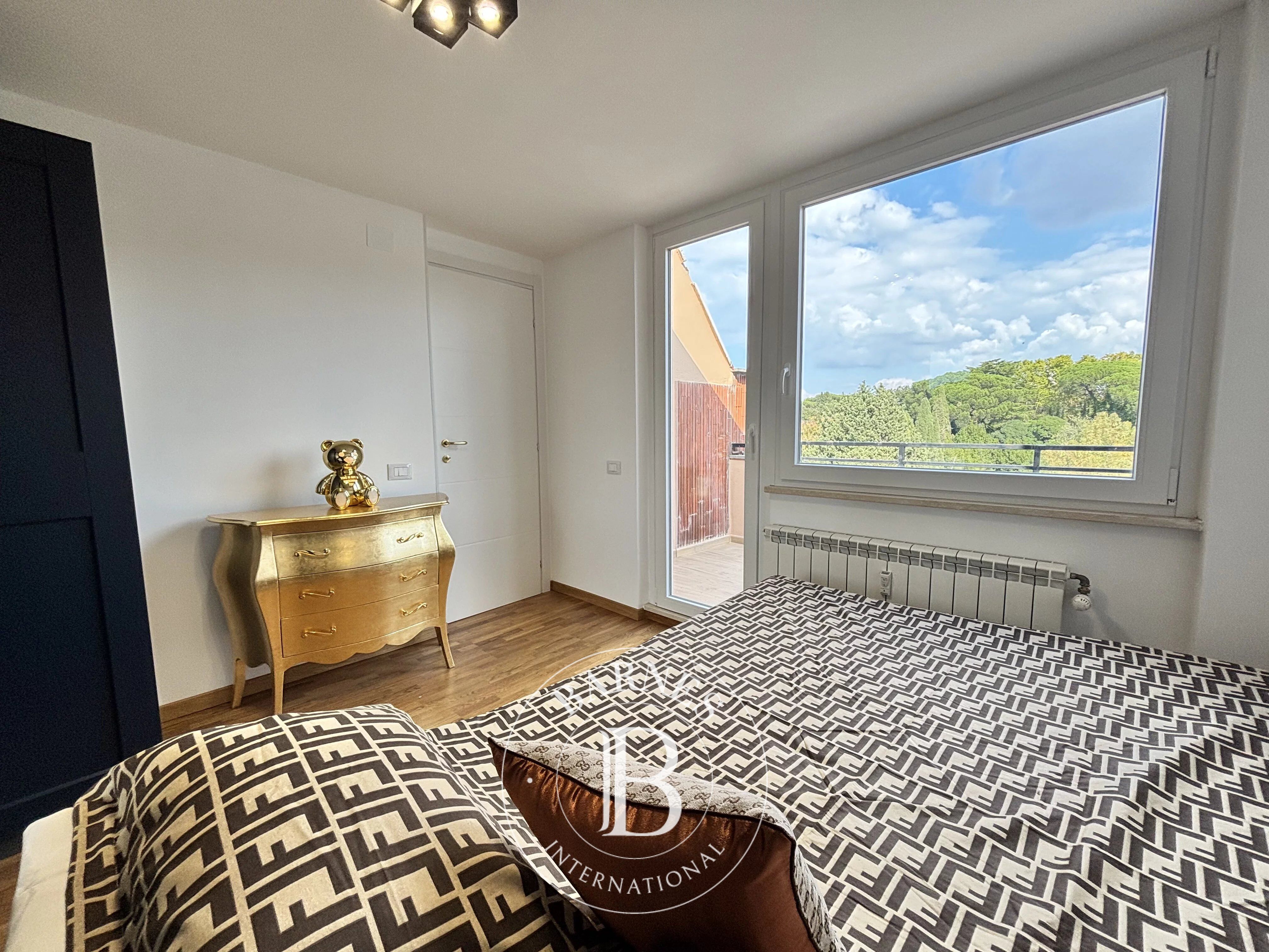 Penthouse Roma - picture 4