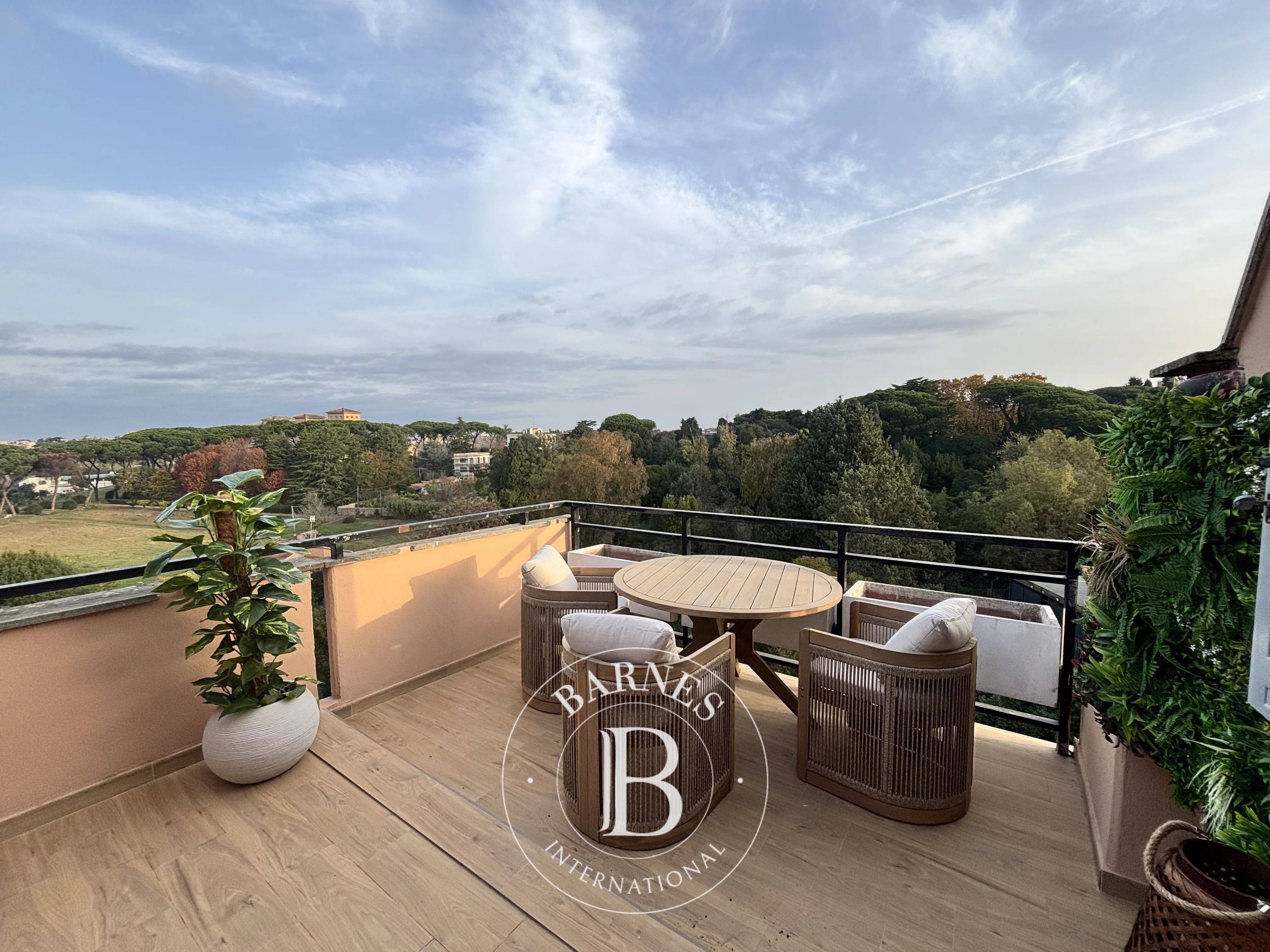 Penthouse Roma - picture 14