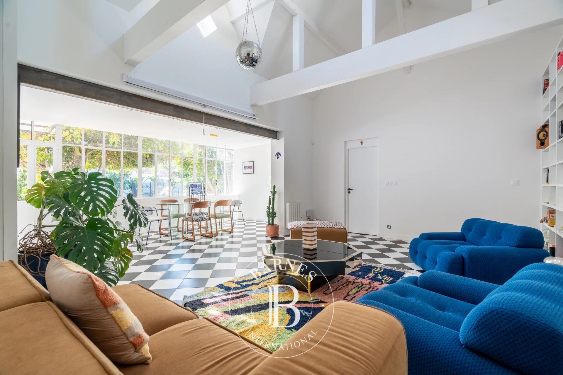 VENTE-MARSEILLE 9eme-VILLAGE DE MAZARGUES-MAISON -JARDIN-PISCINE -2 CHAMBRES-STUDIO INDEPENDANT - picture 3