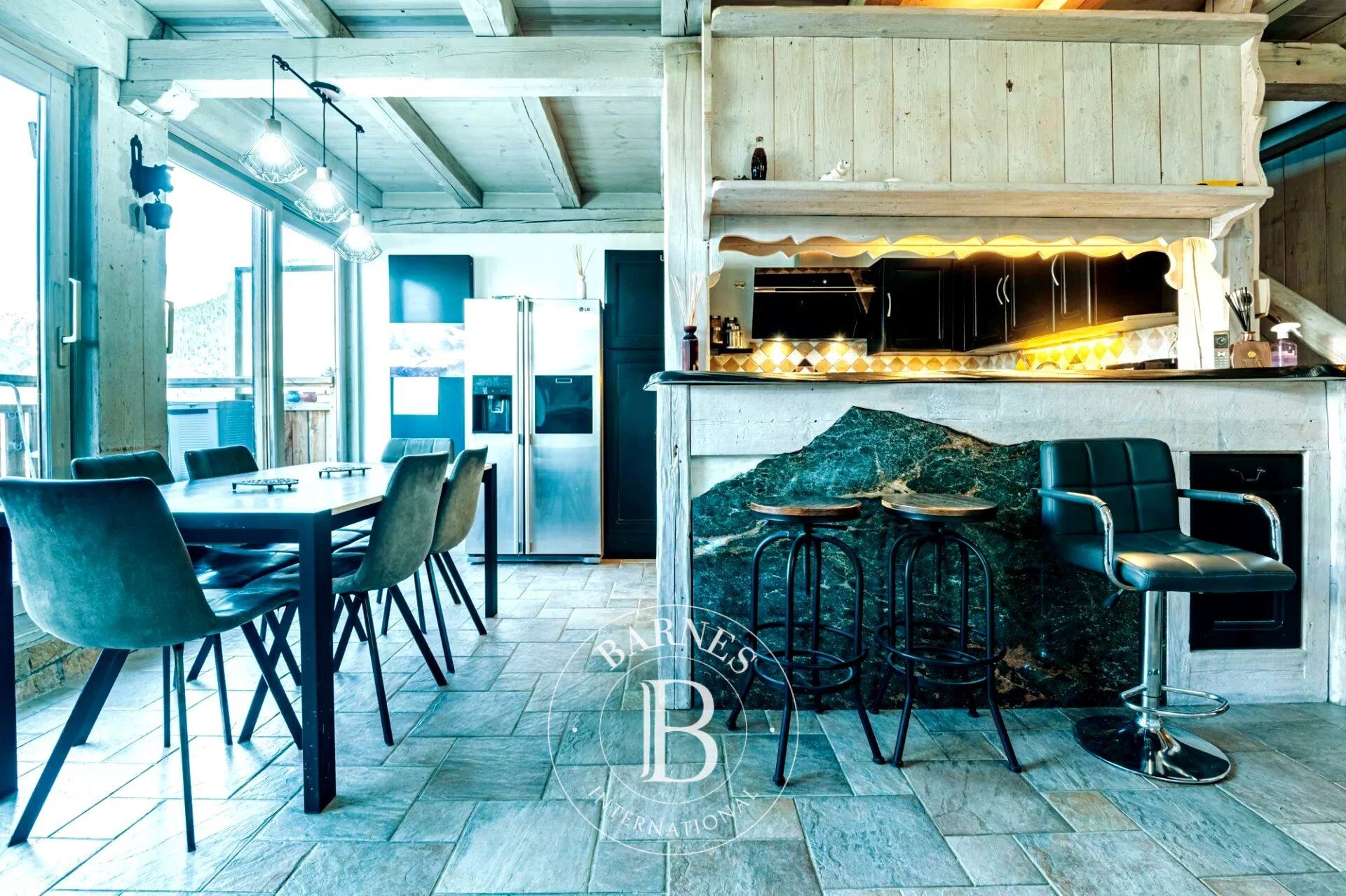 BARNES SAINT-GERVAIS - LES AMERANDS - RENOVATED 18TH CENTURY FARMHOUSE - IDEAL INVESTMENT - picture 3